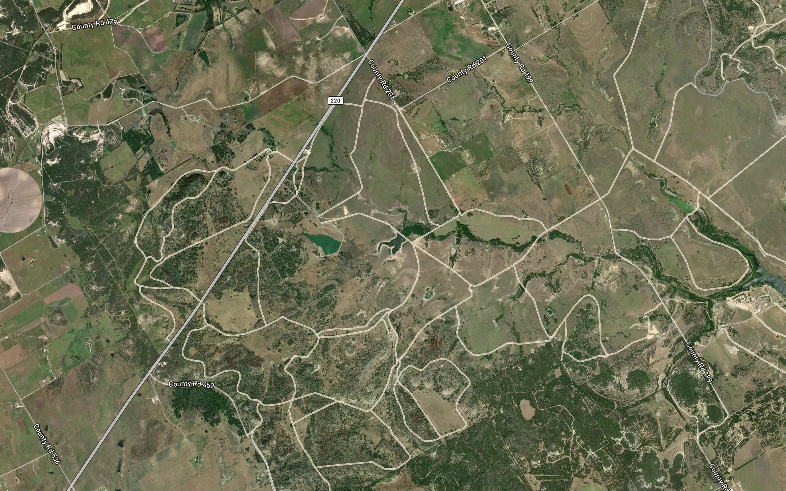 El Colina Lake