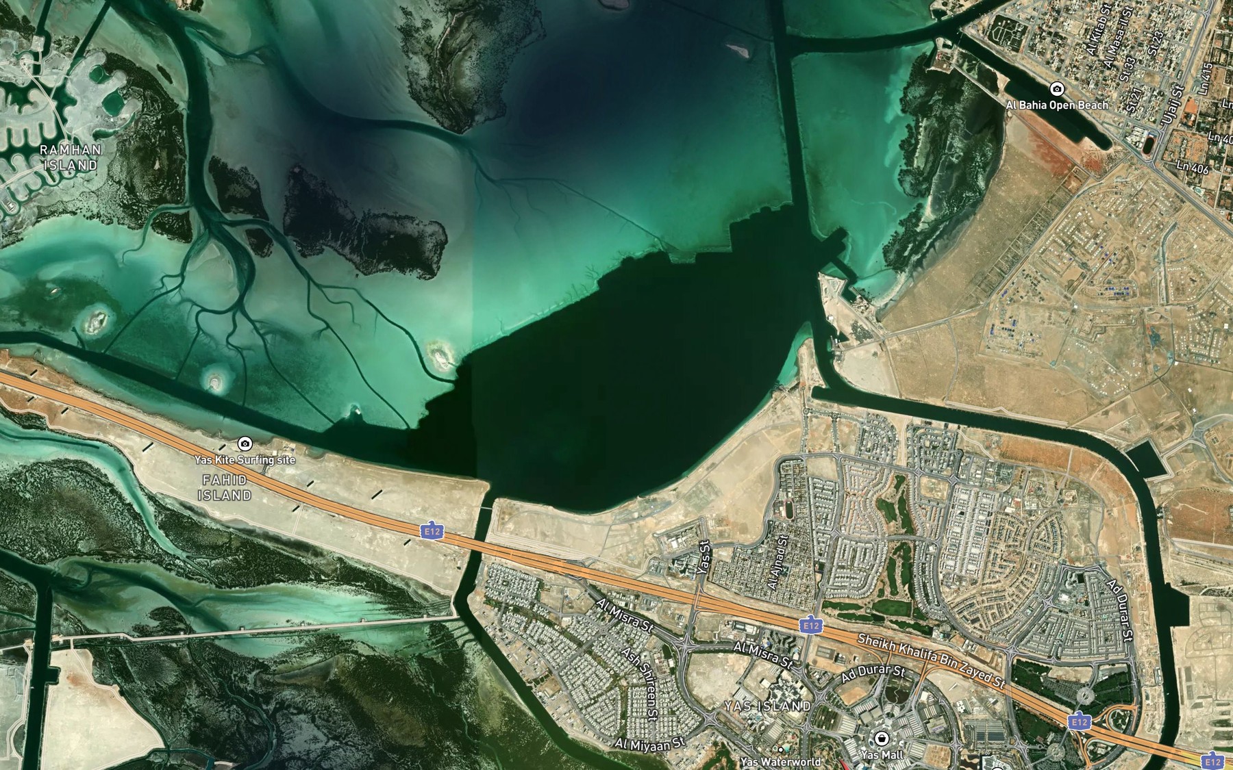 Satellite map of the Khawr Fahid