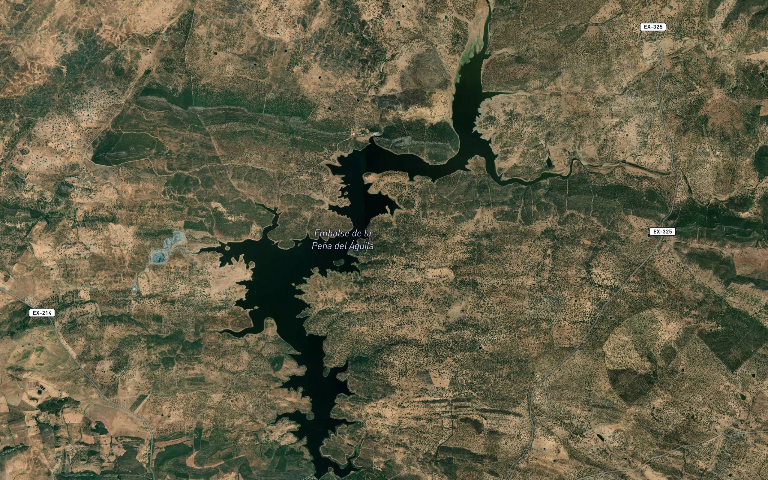 Pantano de la Pena del Aguila