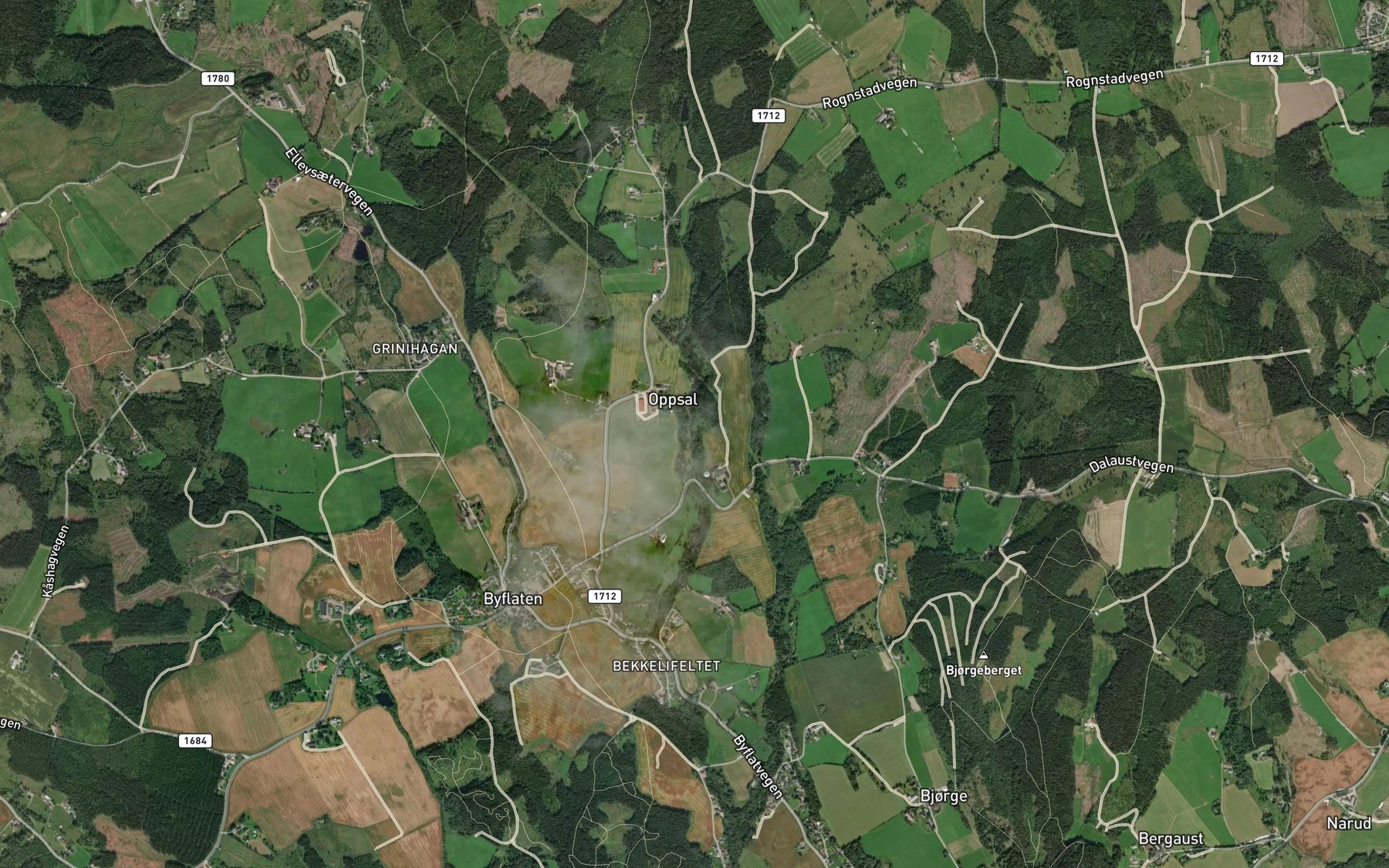 Satellite map of the Oppsalelva