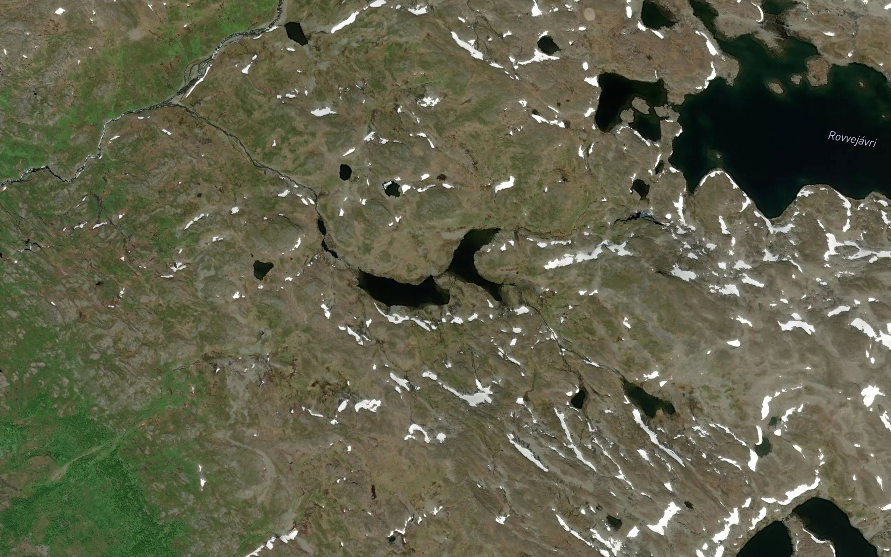 Satellite map of the Suonjerjavrrit