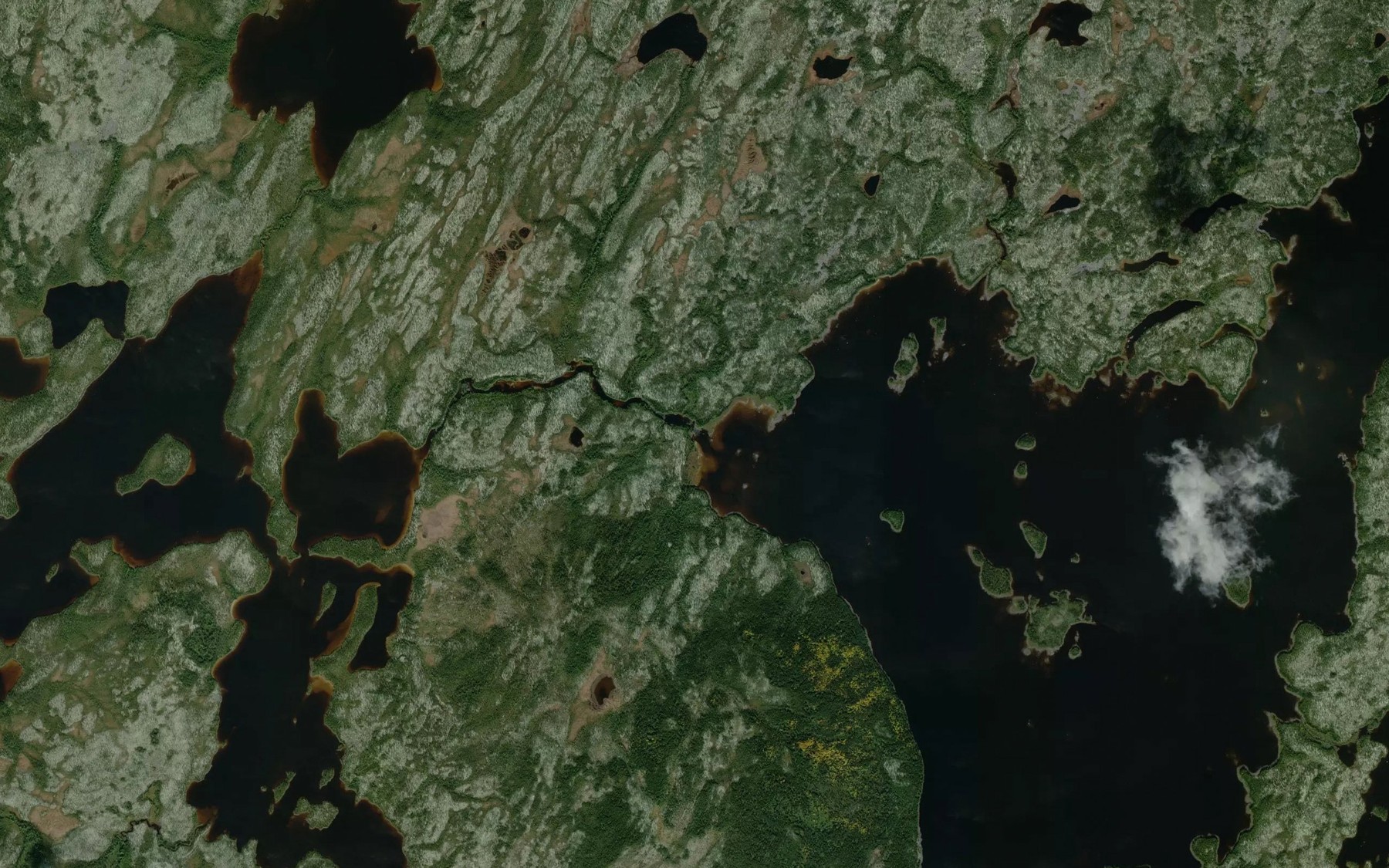Satellite map of the Ruisseau Lakuashkan