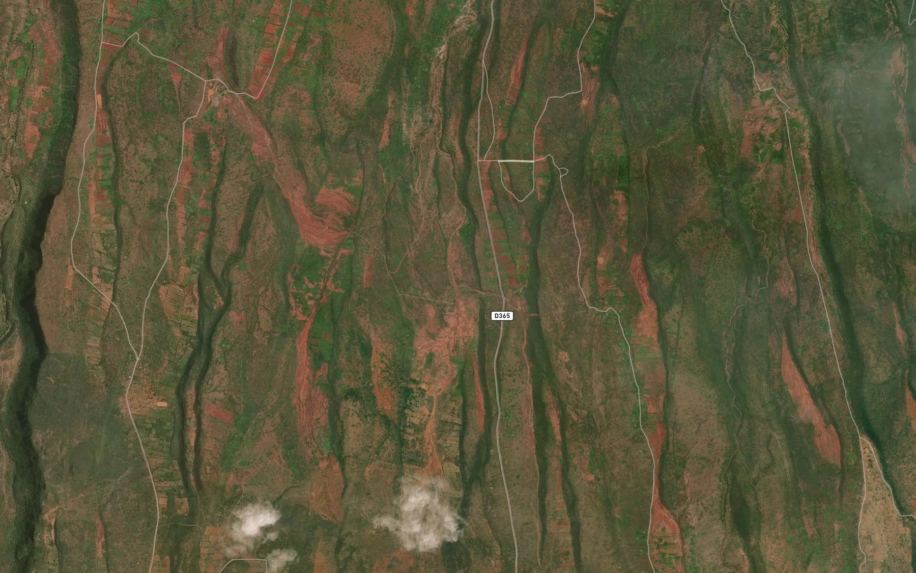 Satellite map of the Mugurin