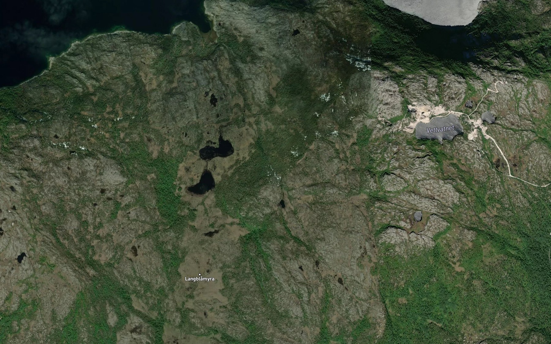 Satellite map of the Fekovvasselva