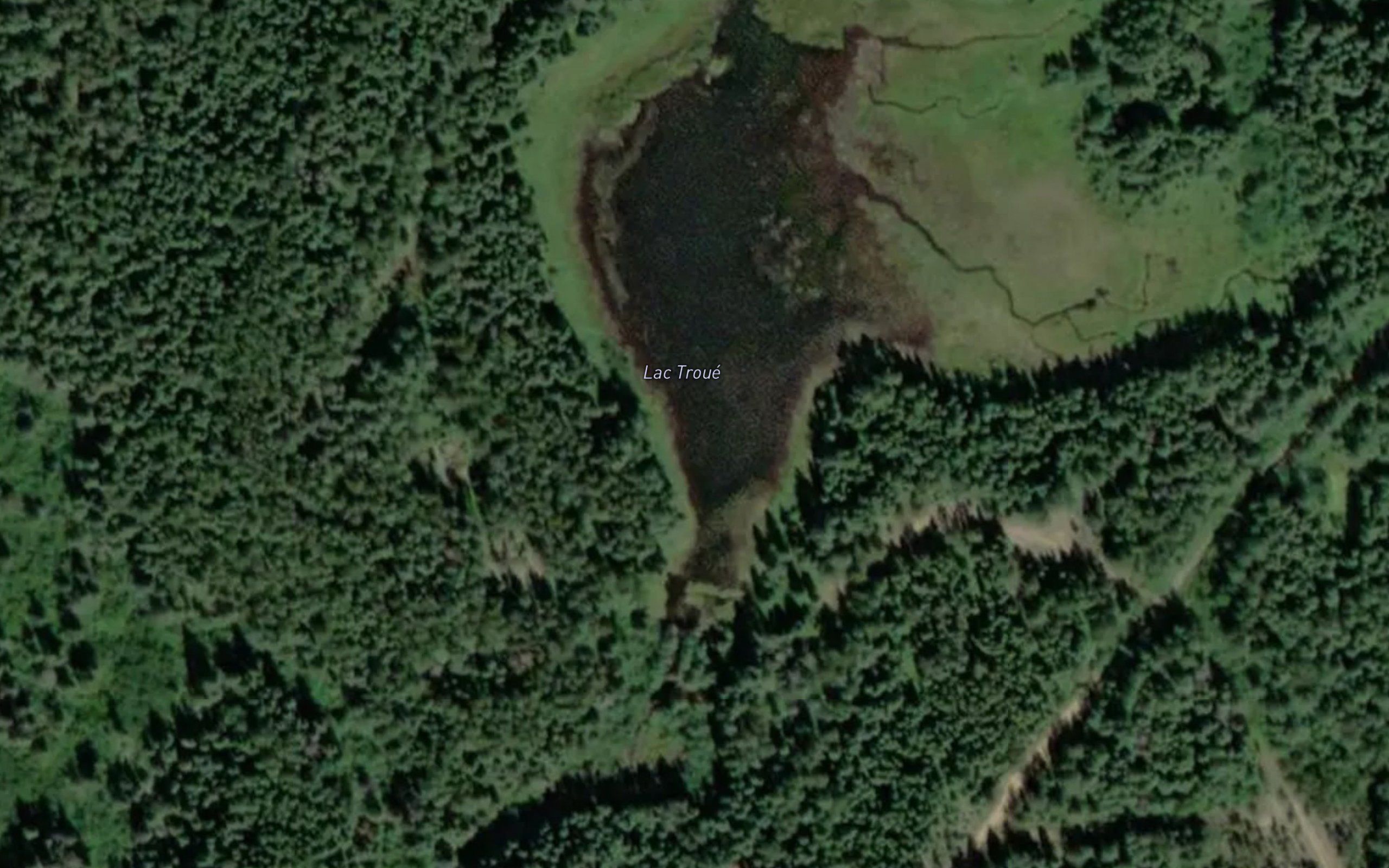 Lac Troue
