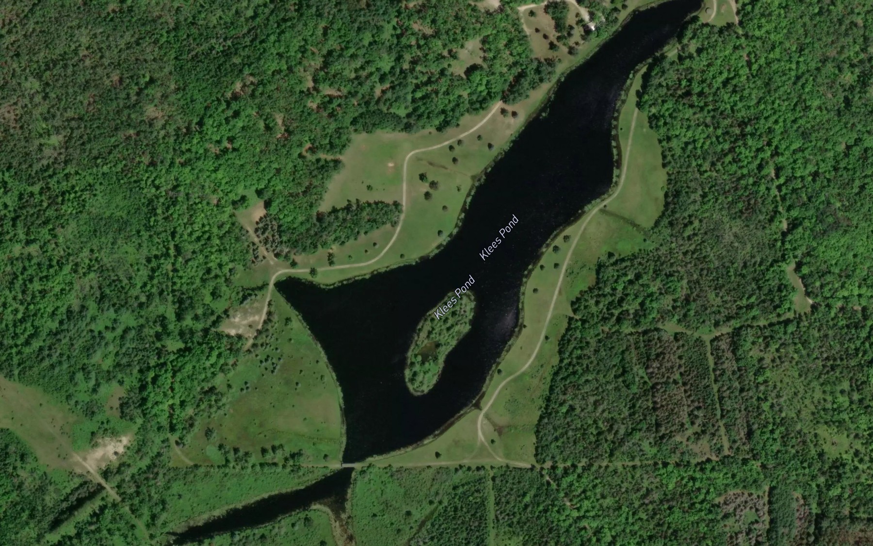 Satellite map of the Klees Pond
