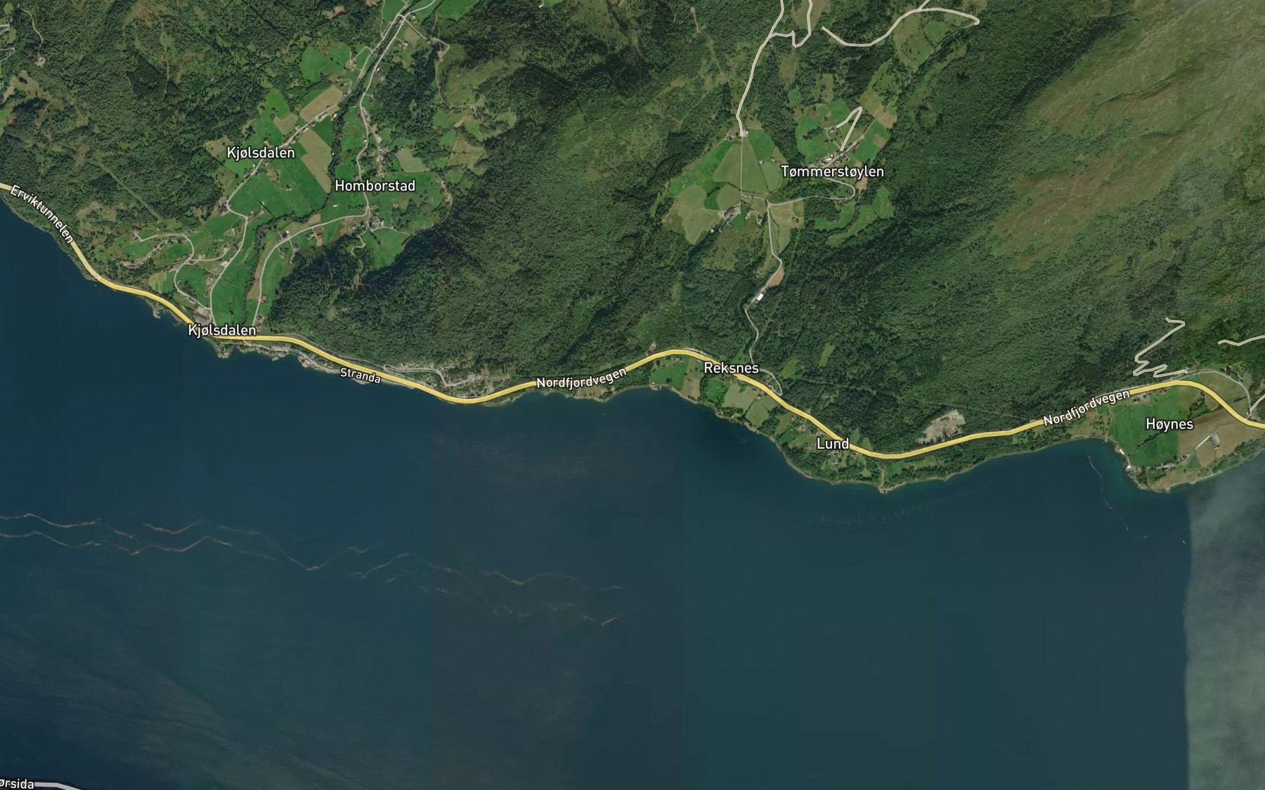 Satellite map of the Reksnesvika