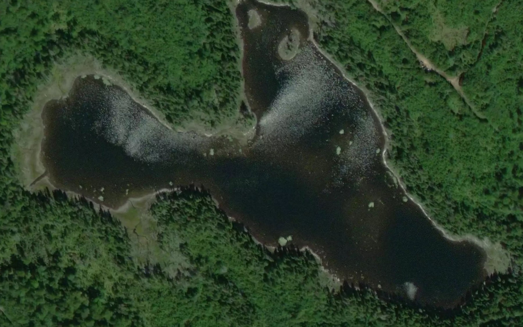 Satellite map of the Deuxieme lac Pauze