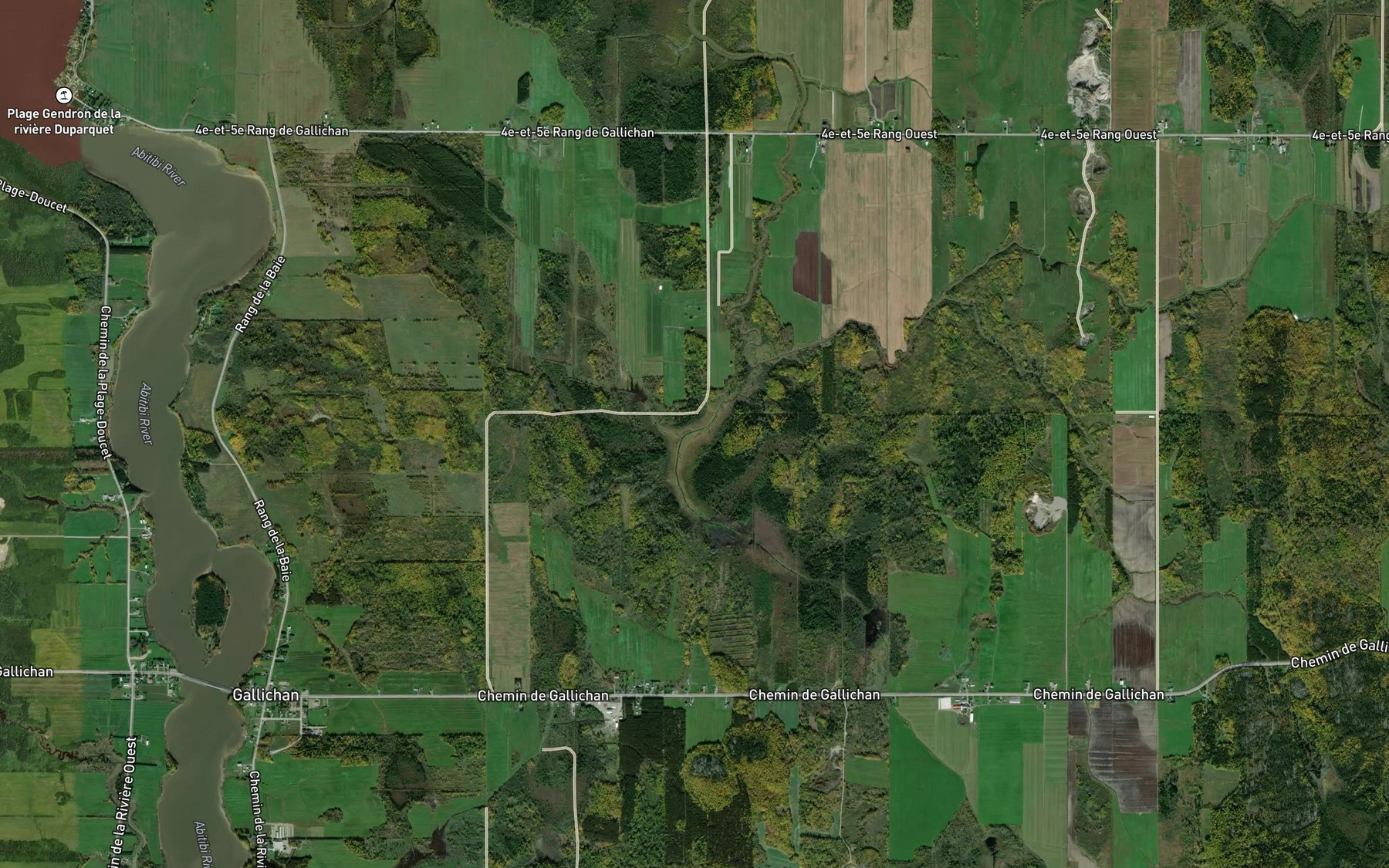 Satellite map of the Cours d'eau Chateauvert