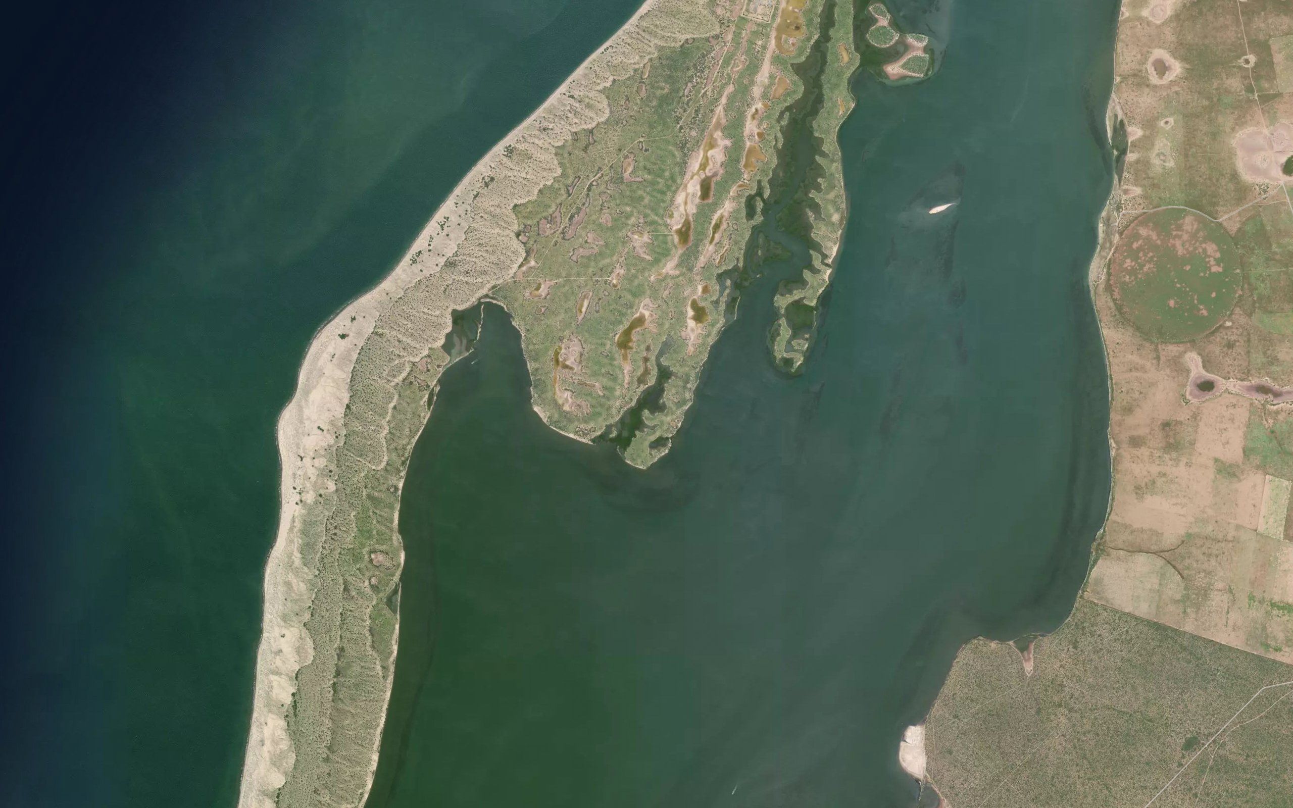 Estero Canarilebe