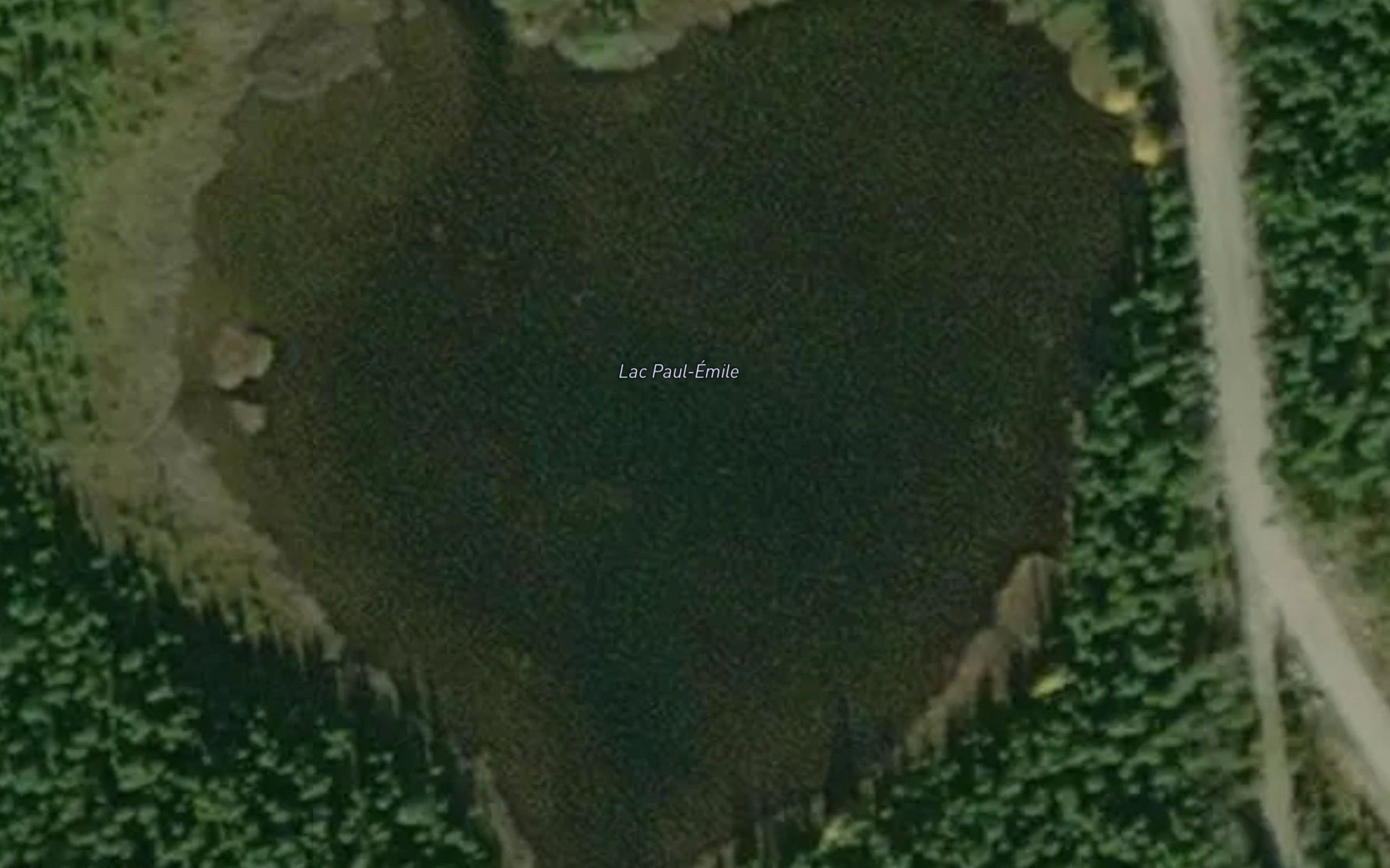 Lac Paul-Emile