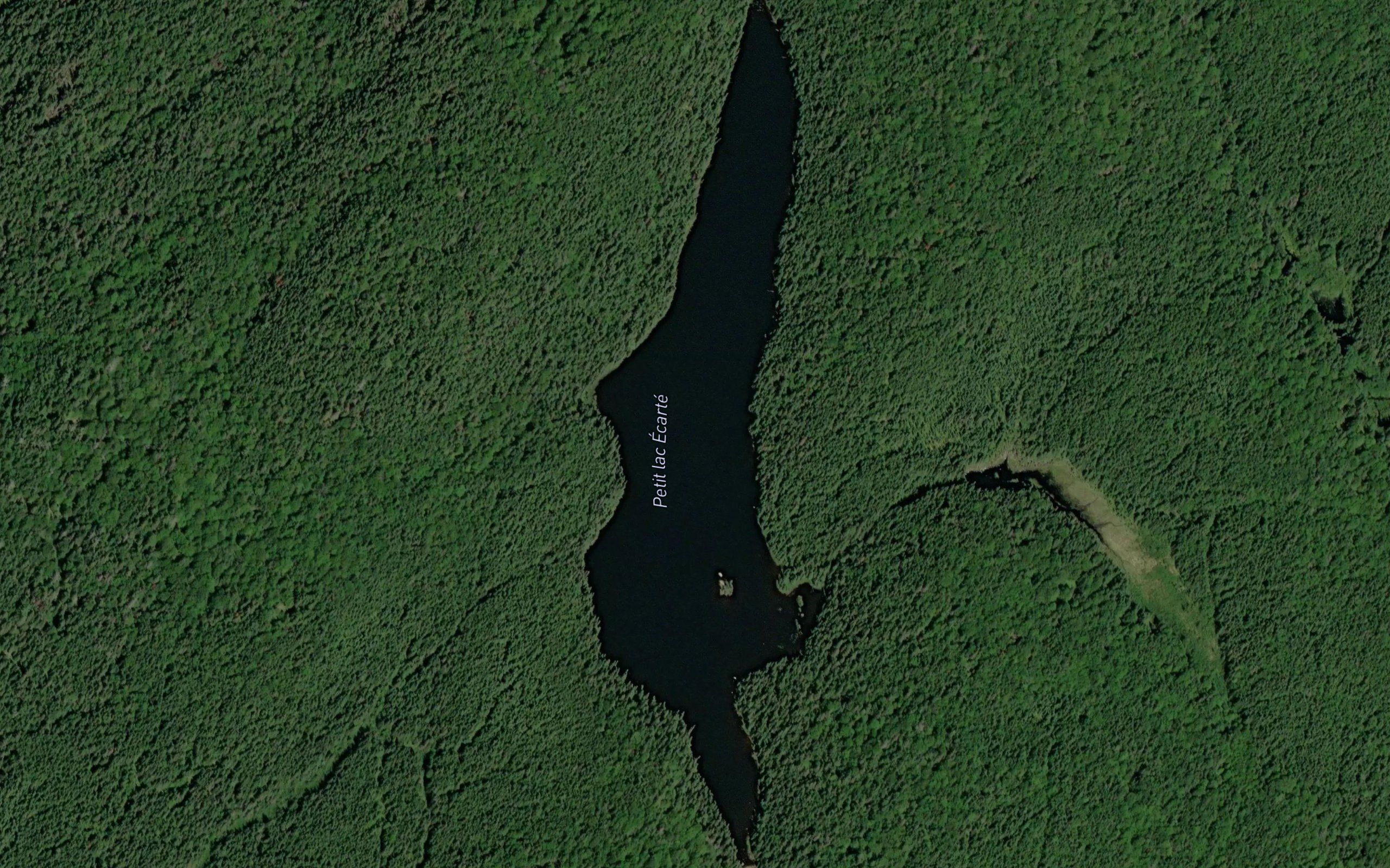 Petit lac Ecarte