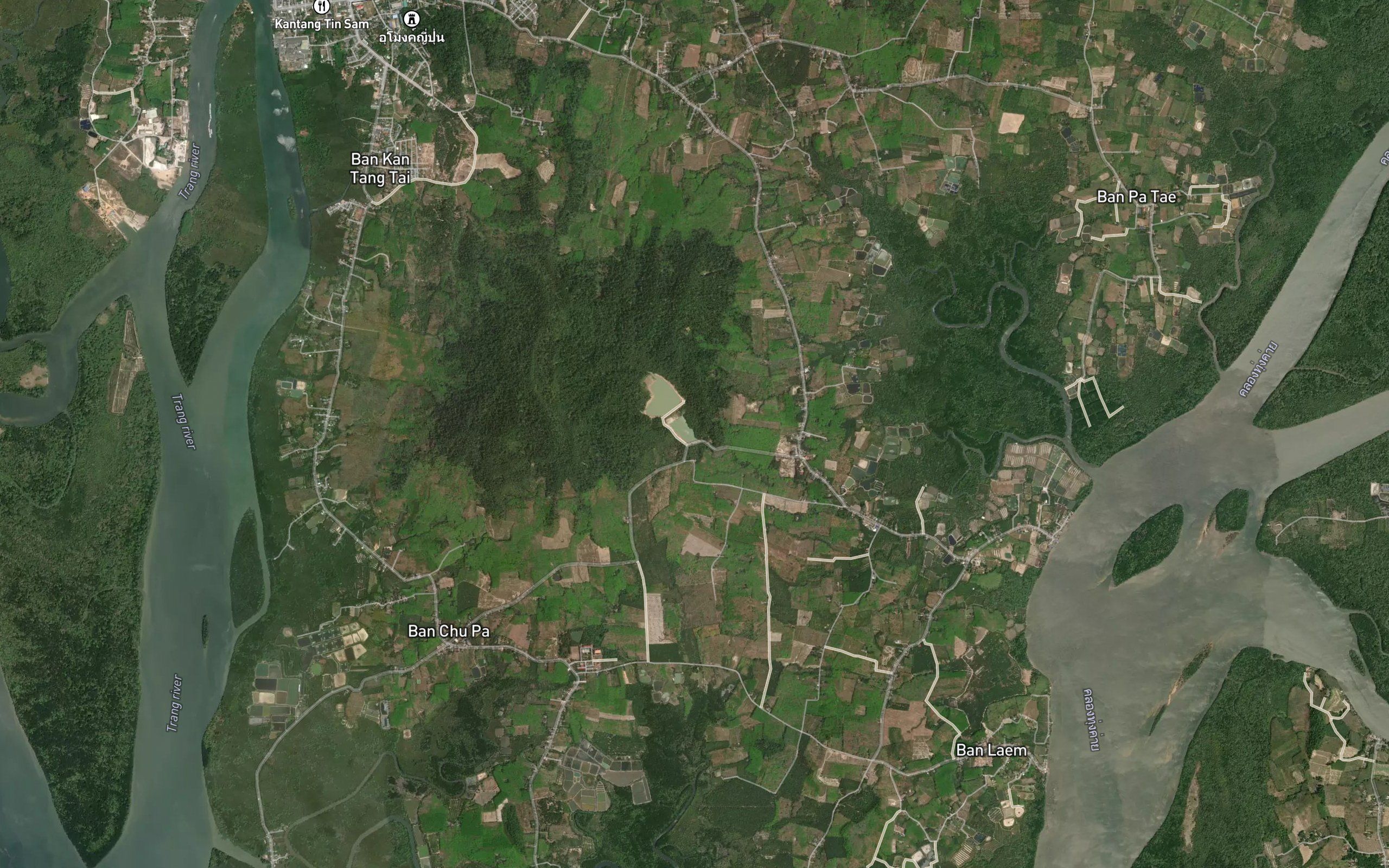 Ang Kep Nam Huai Luek