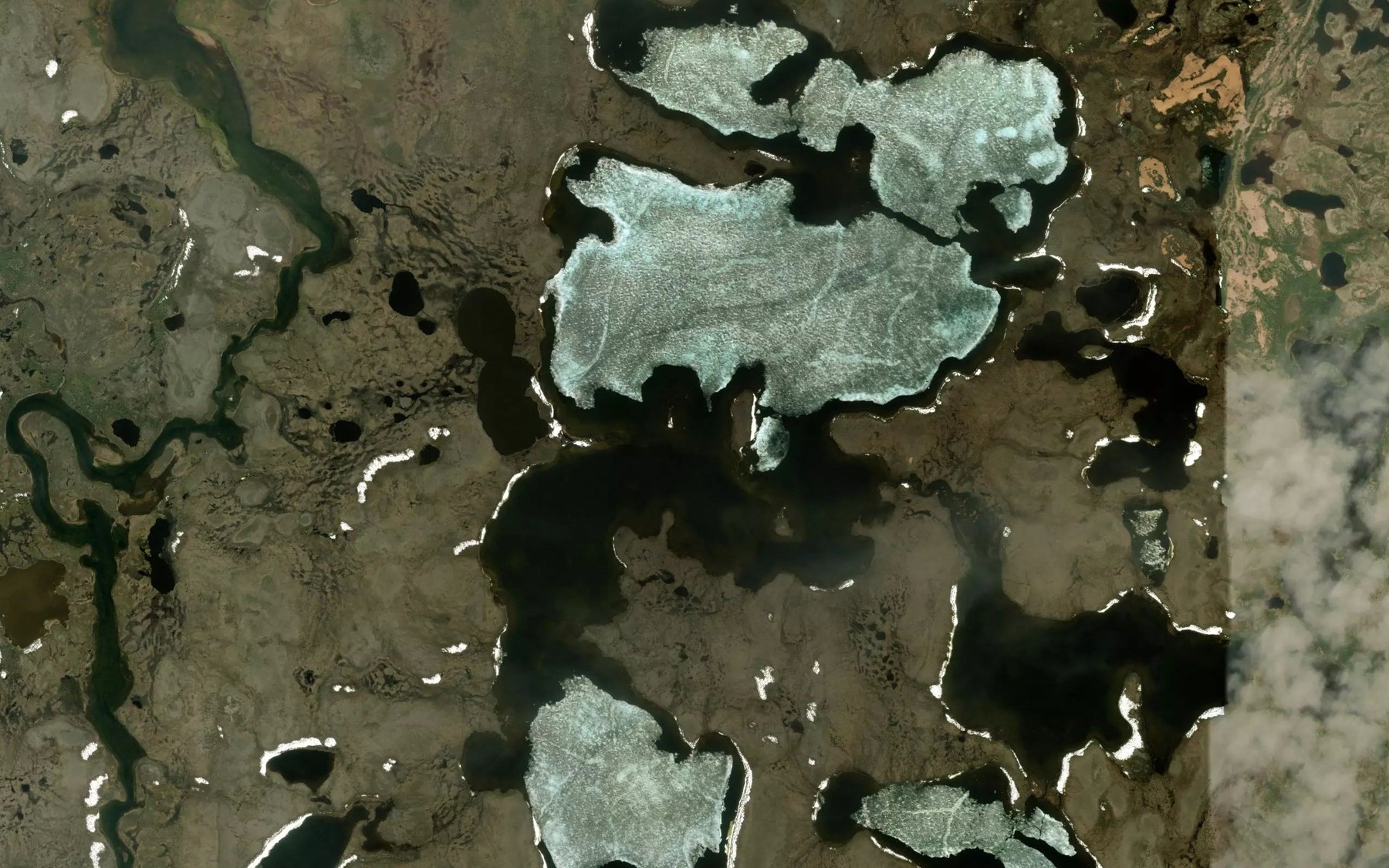 Satellite map of the Spratt Lake