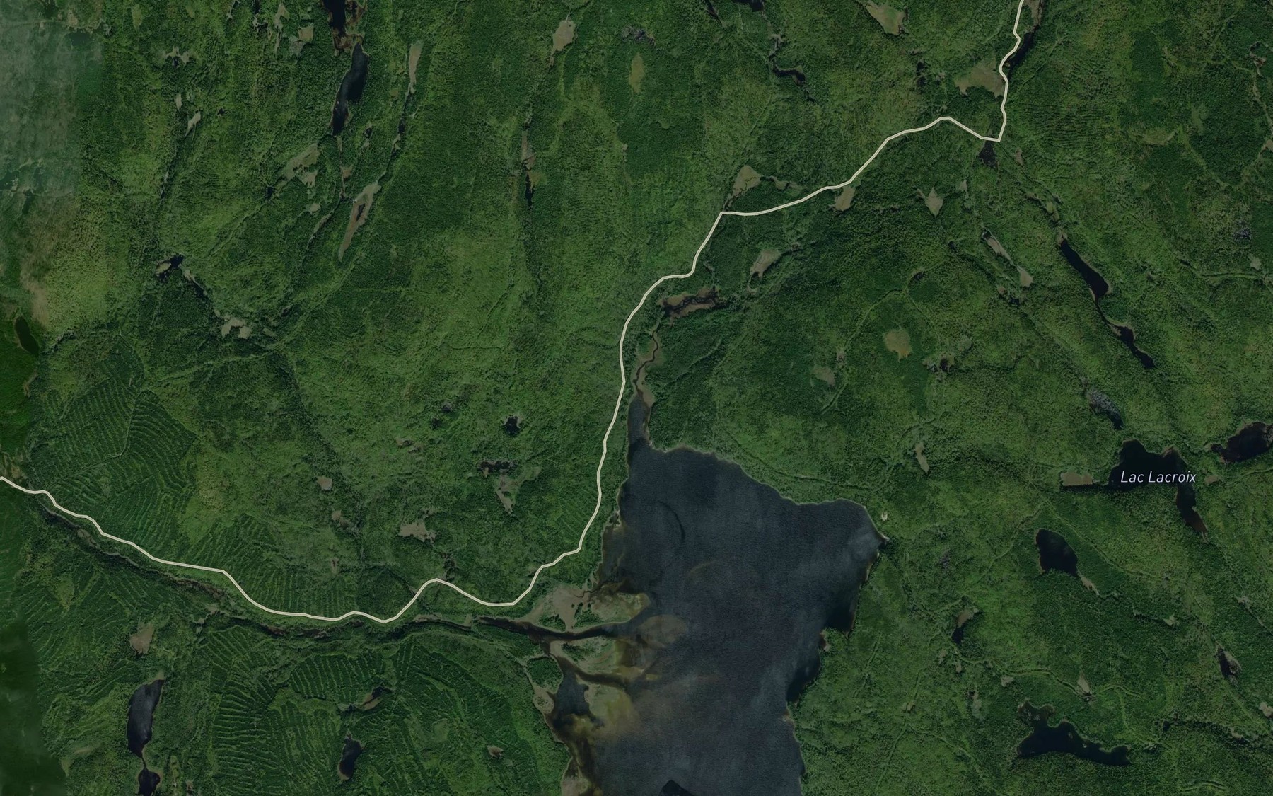 Satellite map of the Ruisseau du Canot Rouge