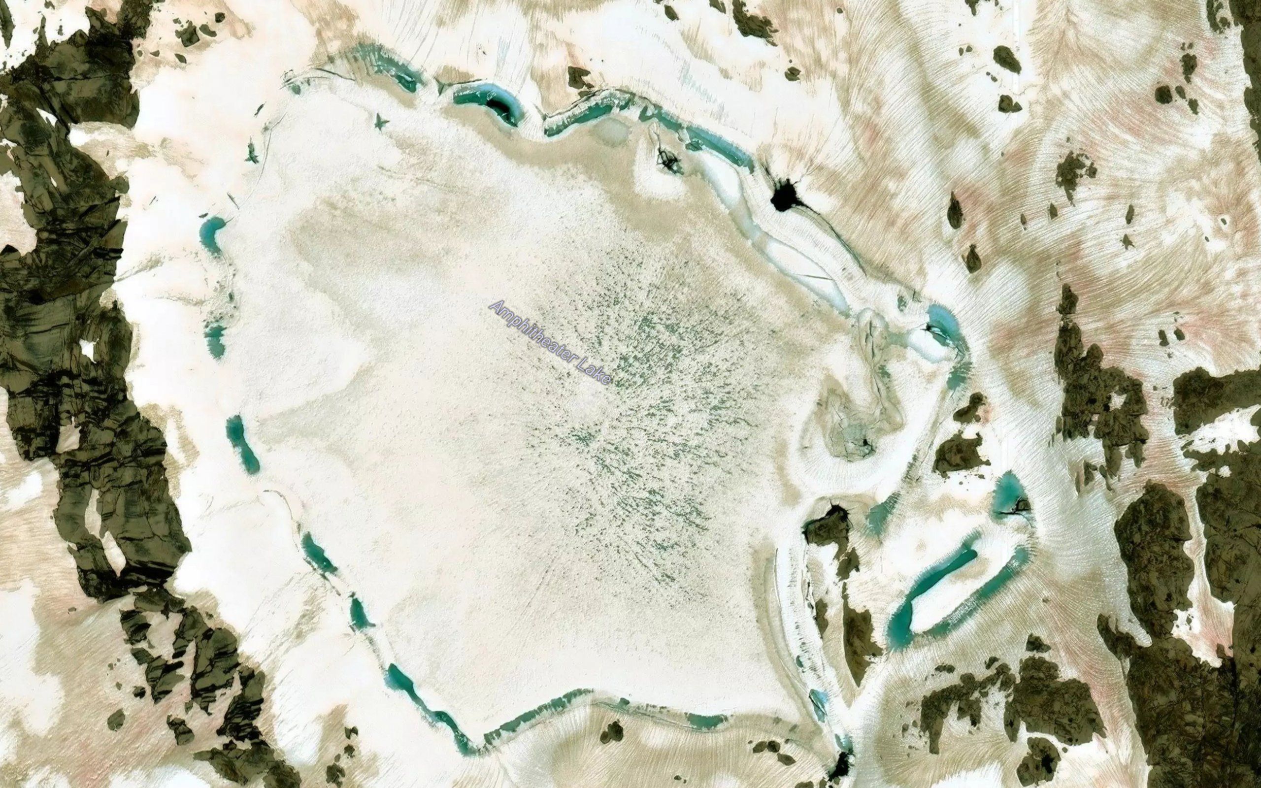 Amphitheater Lake