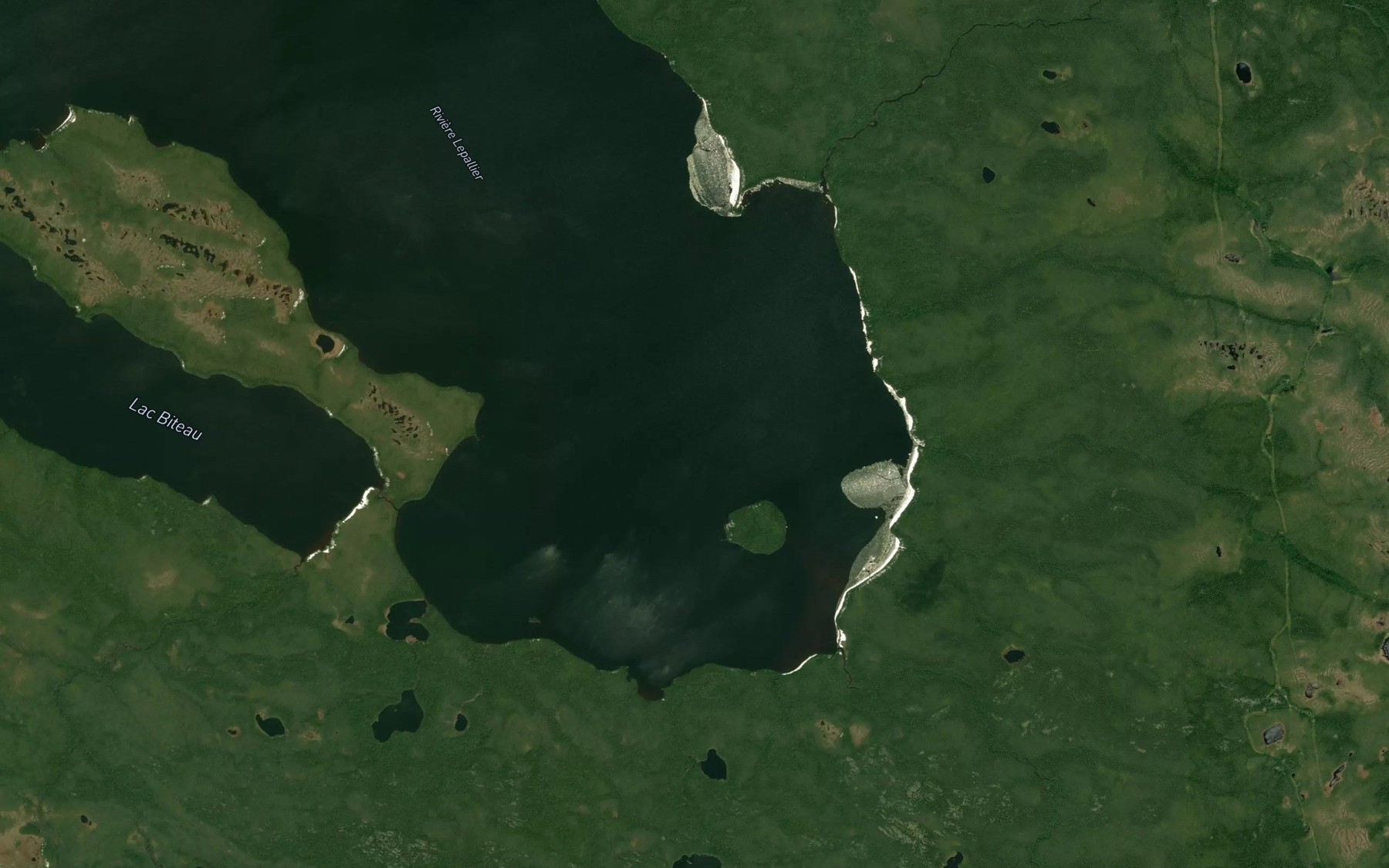 Satellite map of the Baie Amikanan