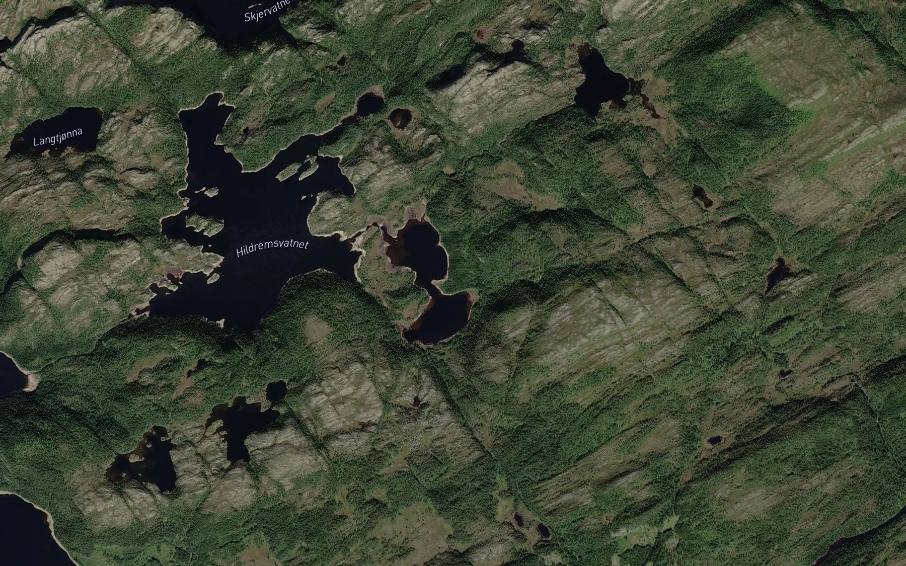 Satellite map of the Hildremstjonnen