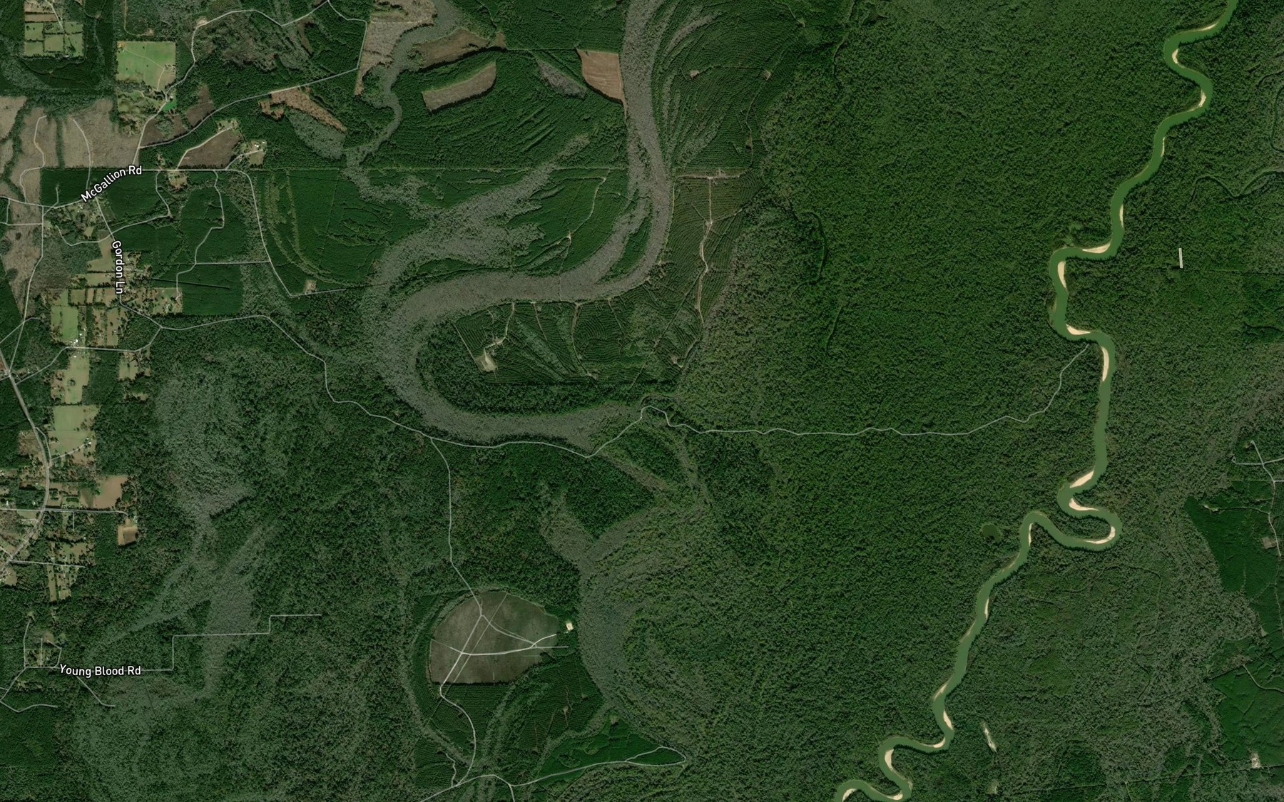 Satellite map of the Ard Lake