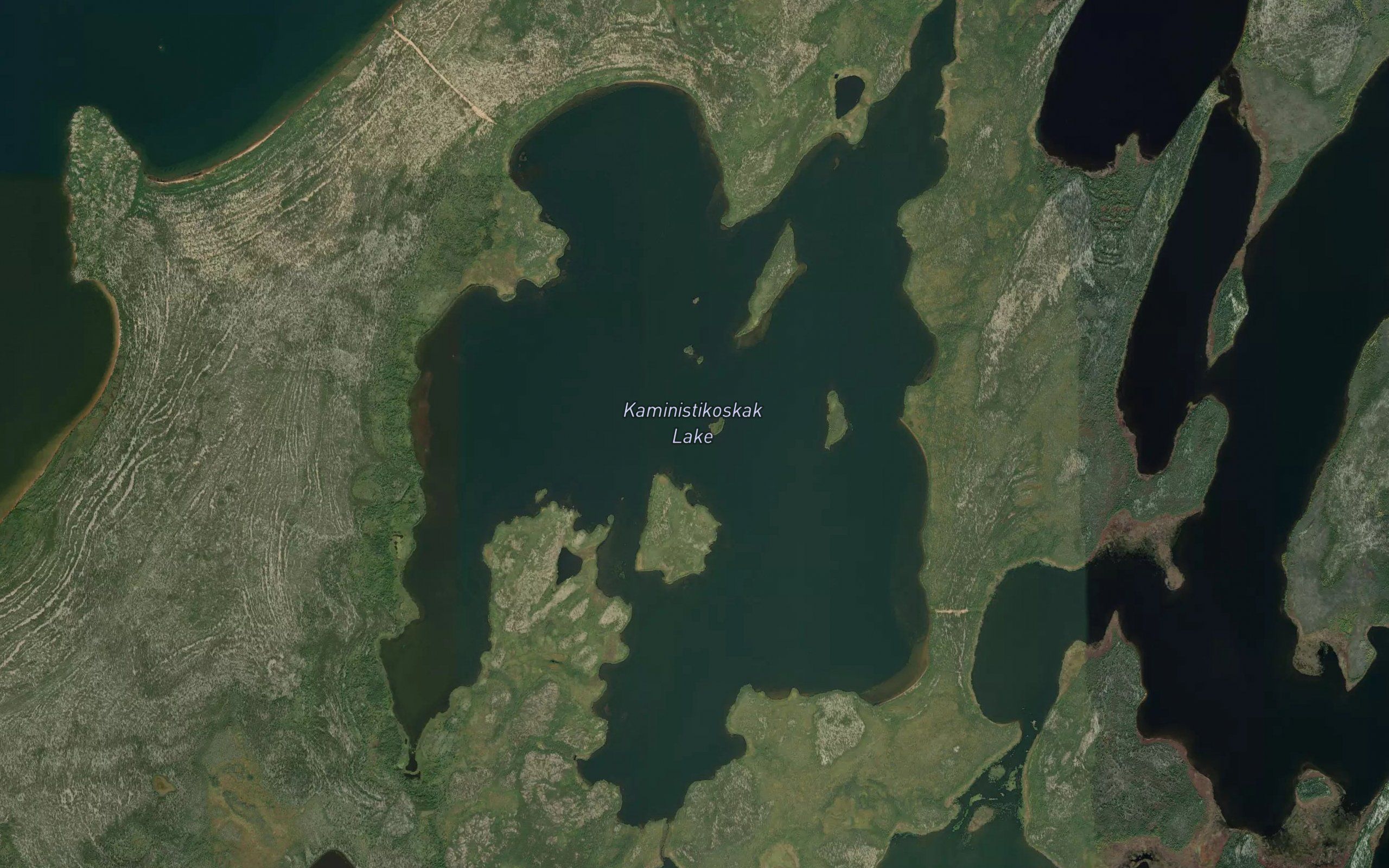 Kaministikoskak Lake