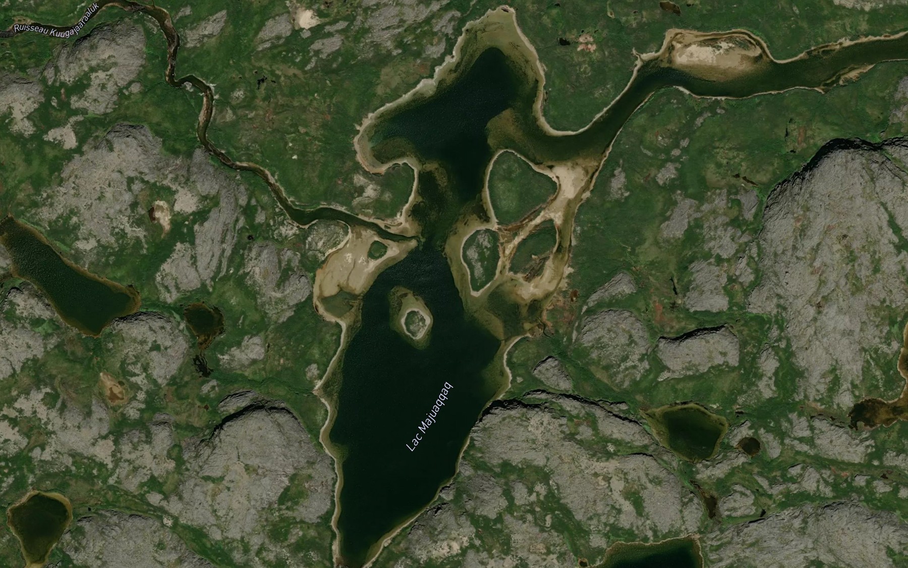 Satellite map of the Lac Majuaqqaq