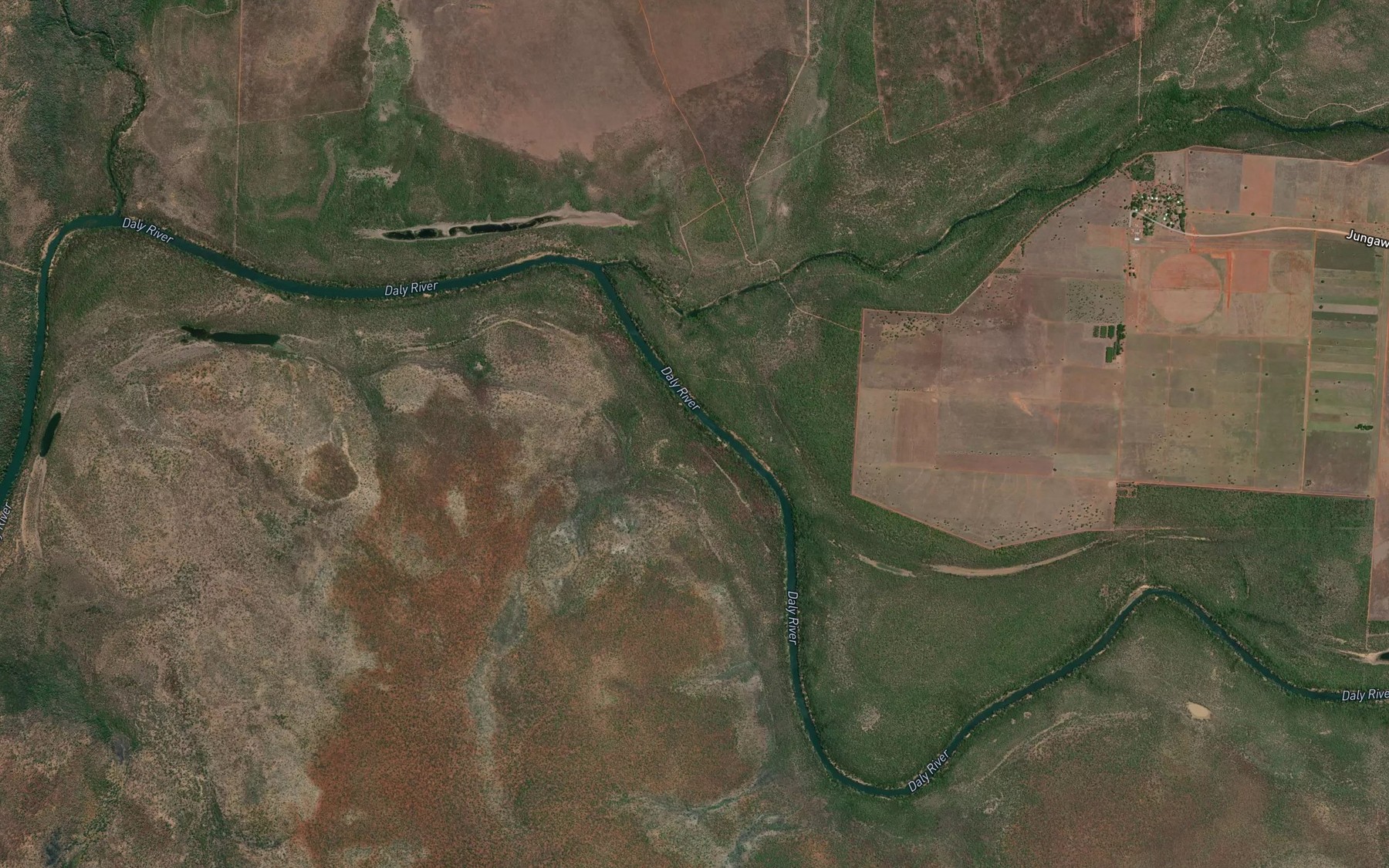 Satellite map of the Douglas River