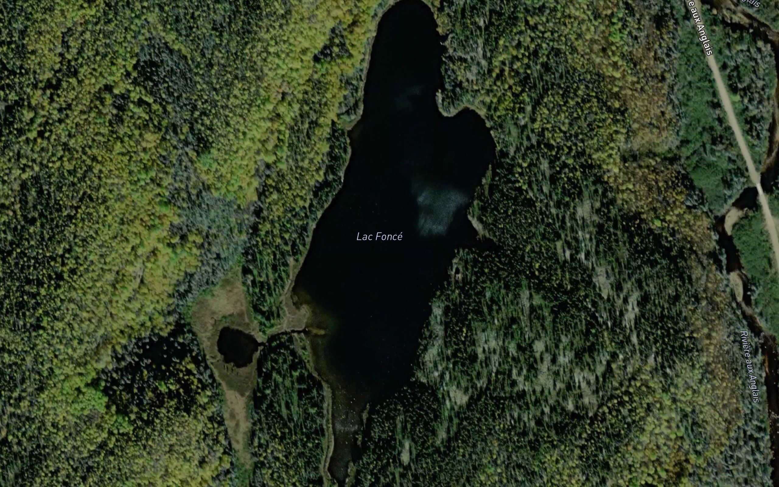 Lac Fonce