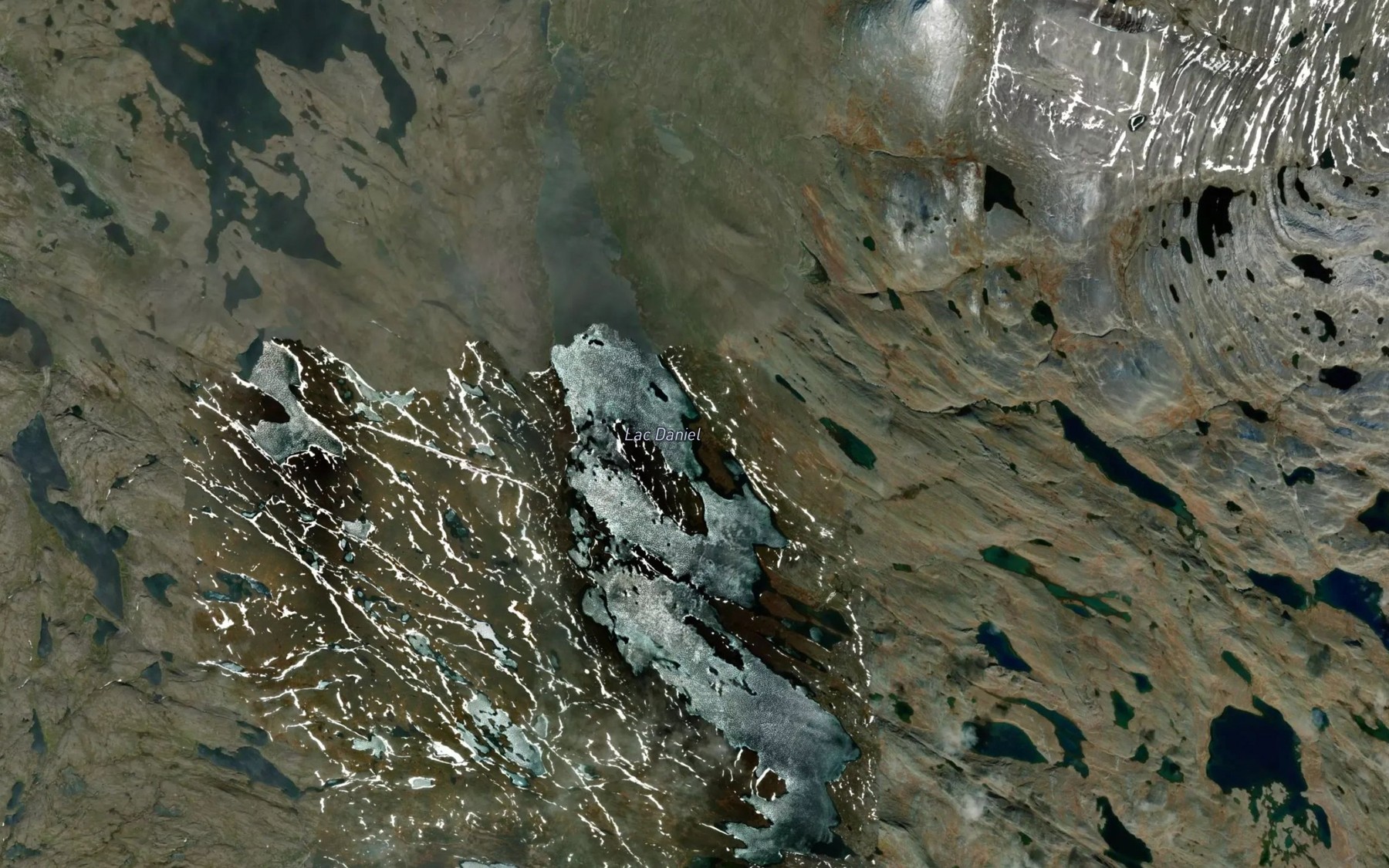 Satellite map of the Lac Daniel