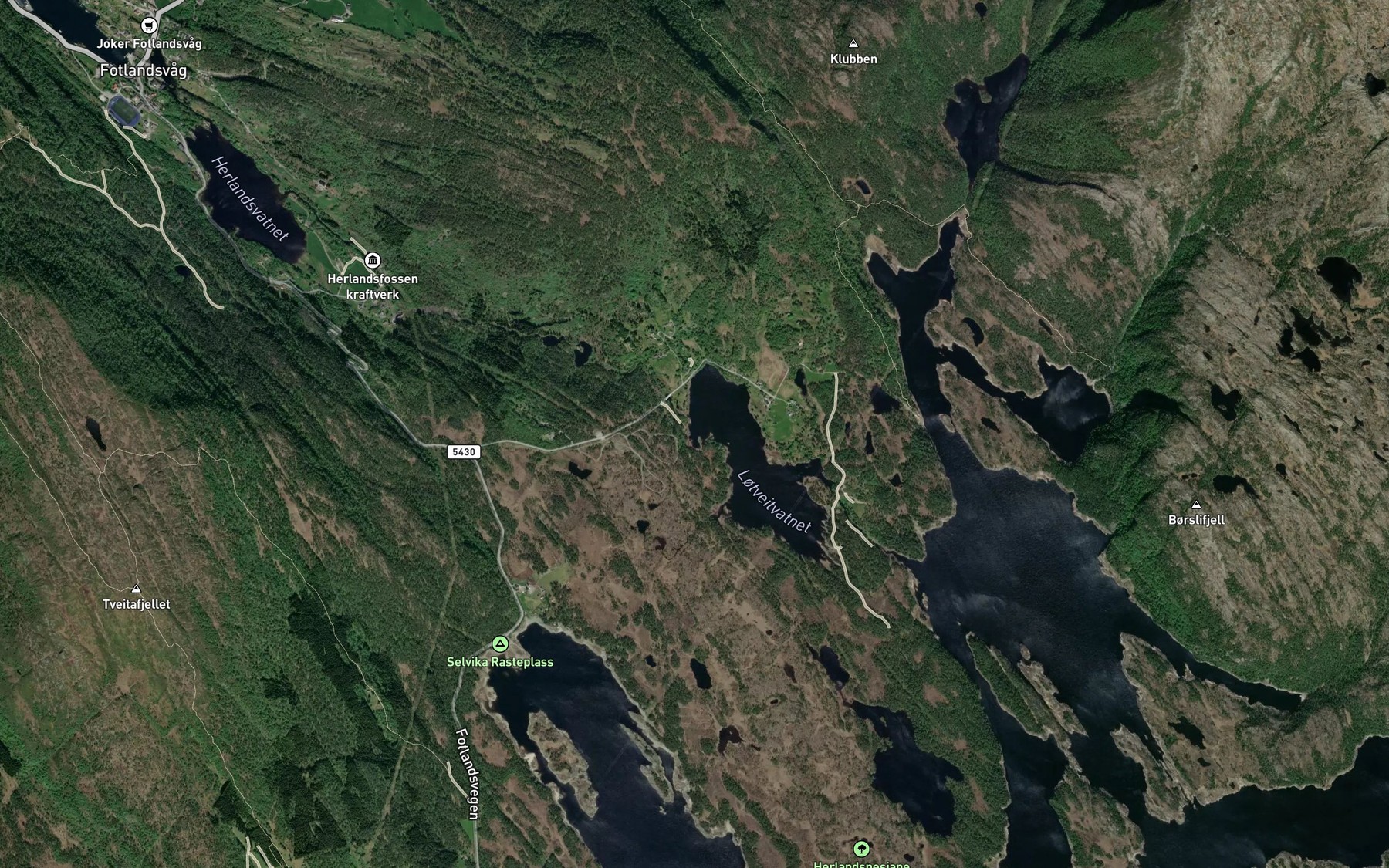 Satellite map of the Sponvik