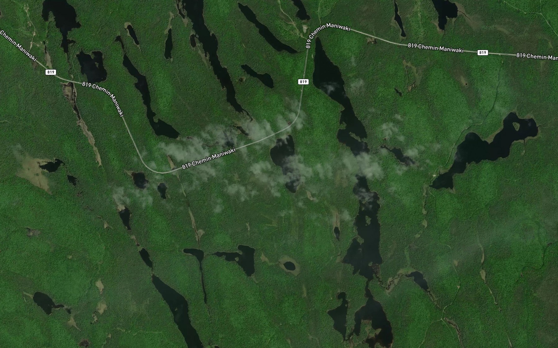 Satellite map of the Lac du Manchot