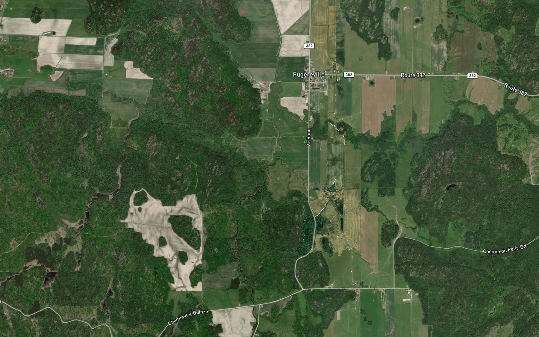 Satellite map of the Riviere Laverlochere