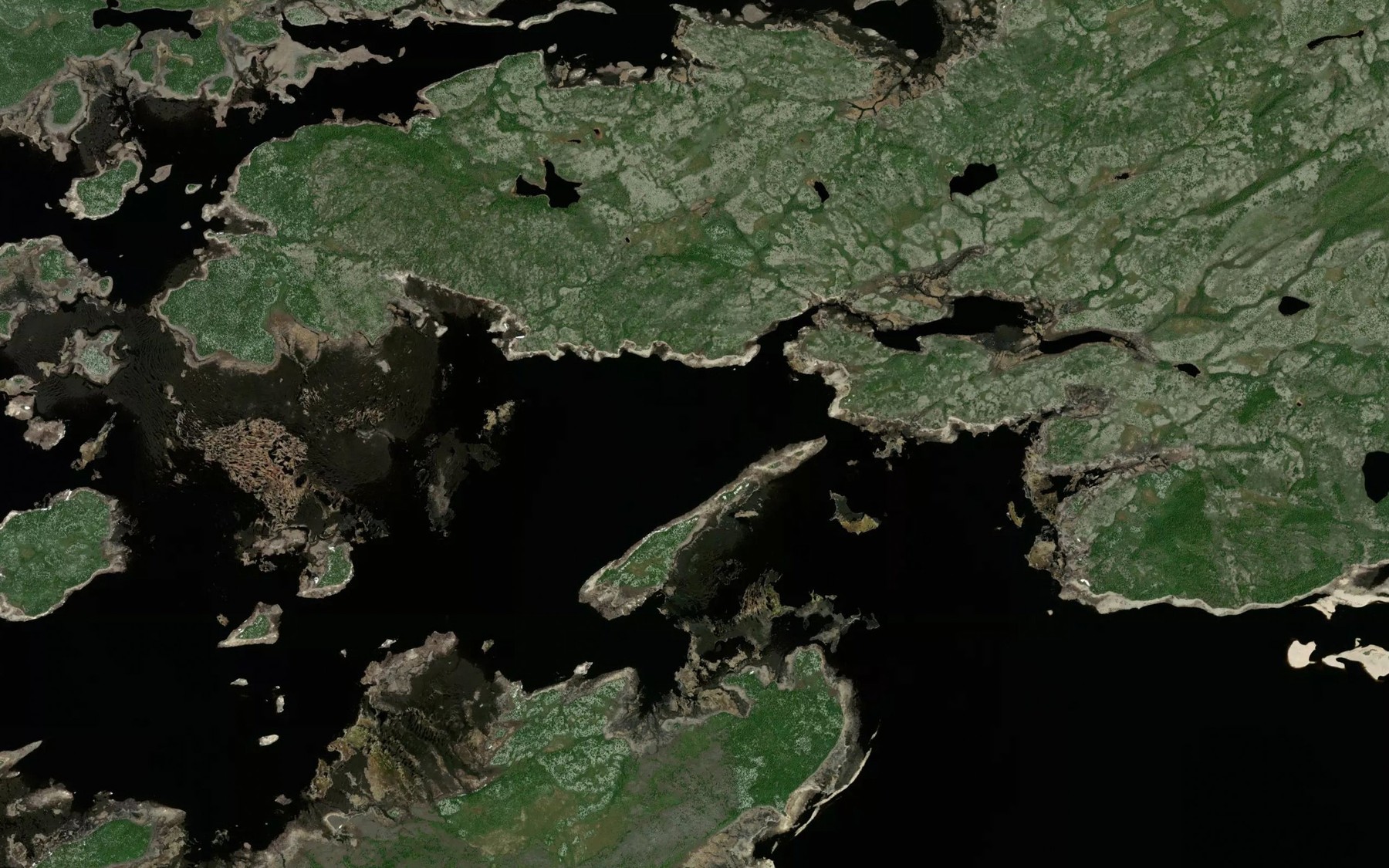 Satellite map of the Lac Lloyd