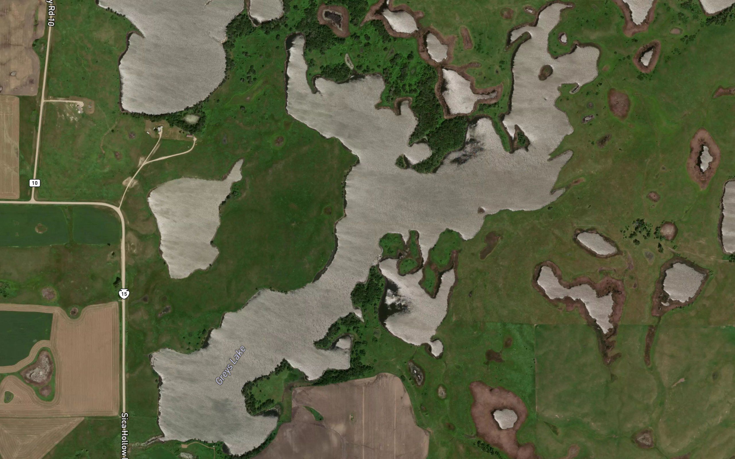 Greys Lake