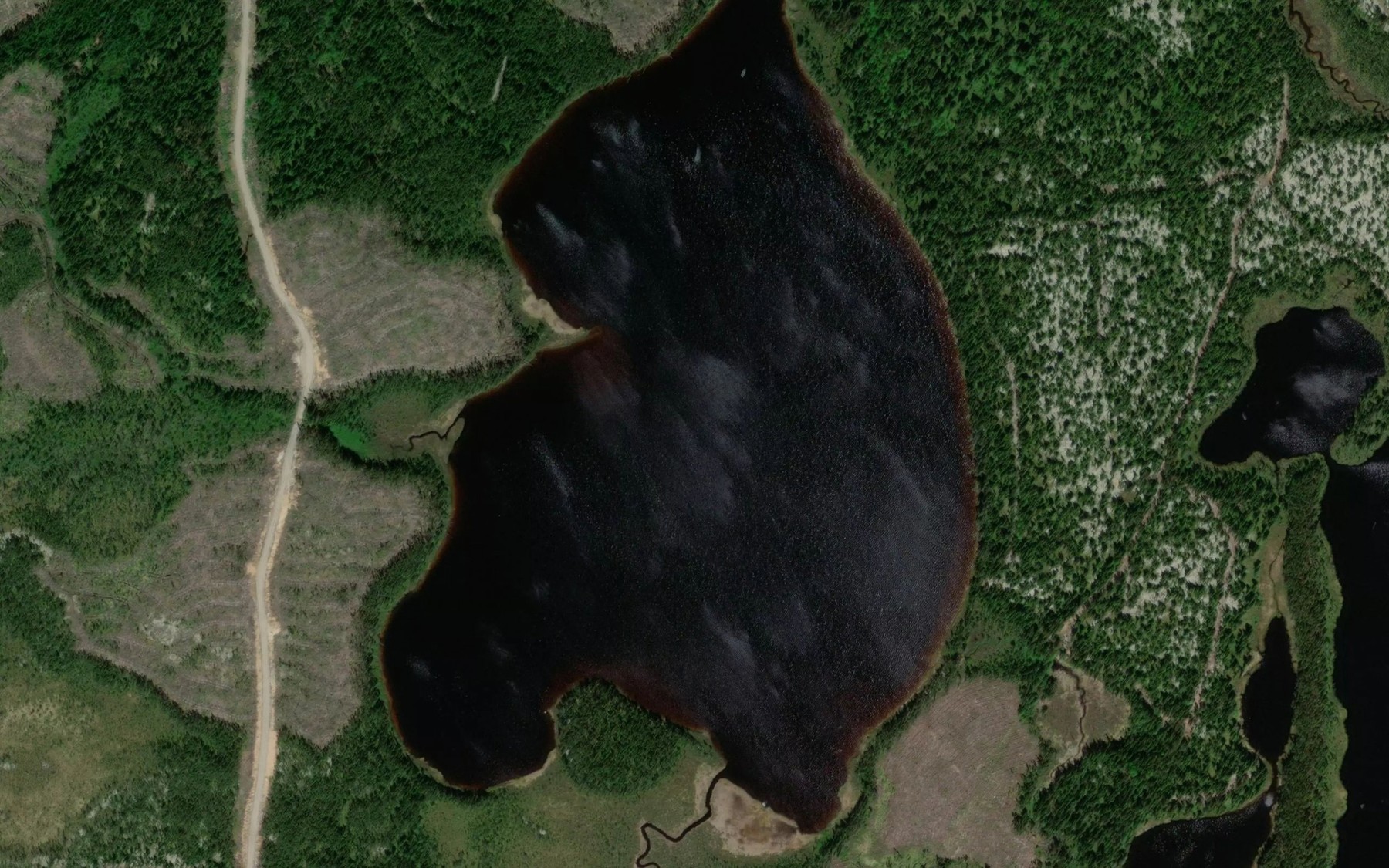 Satellite map of the Lac Louval