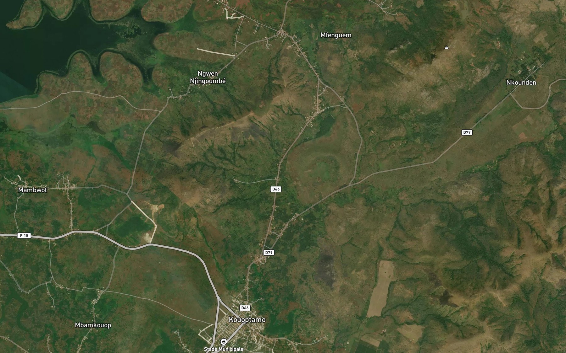 Satellite map of the Mfou