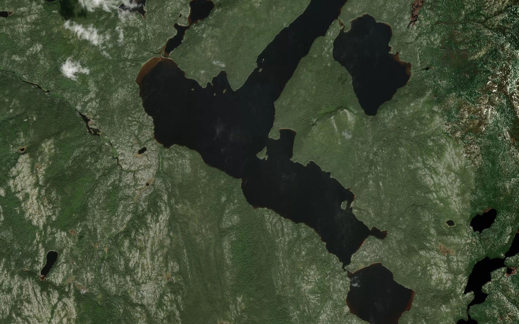 Satellite map of the Petit lac Germain