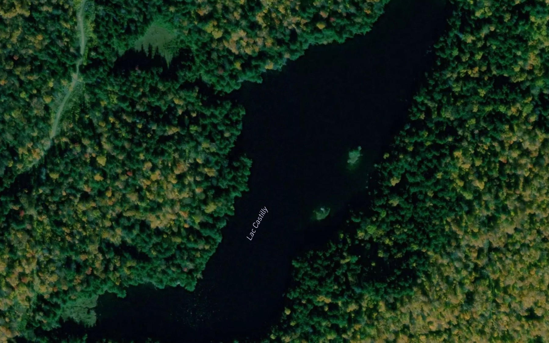 Satellite map of the Lac Castilly