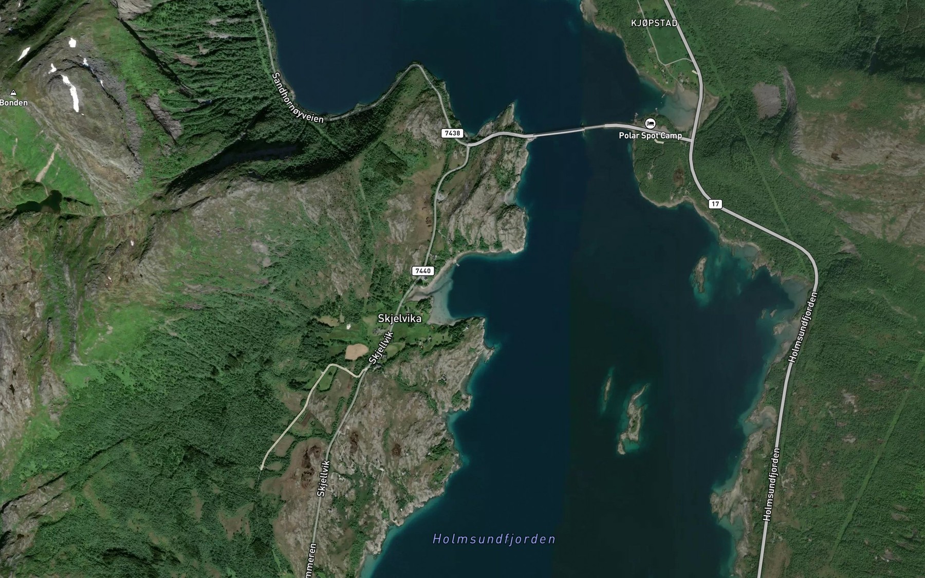 Satellite map of the Skjelvika