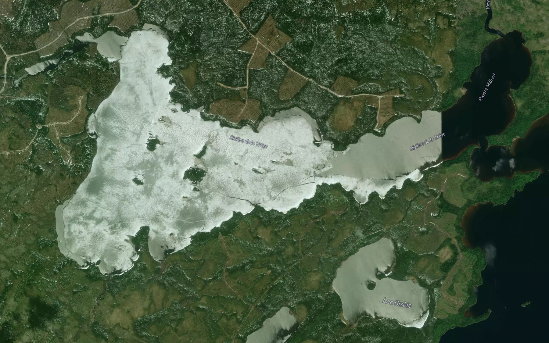 Satellite map of the BaieGilbert