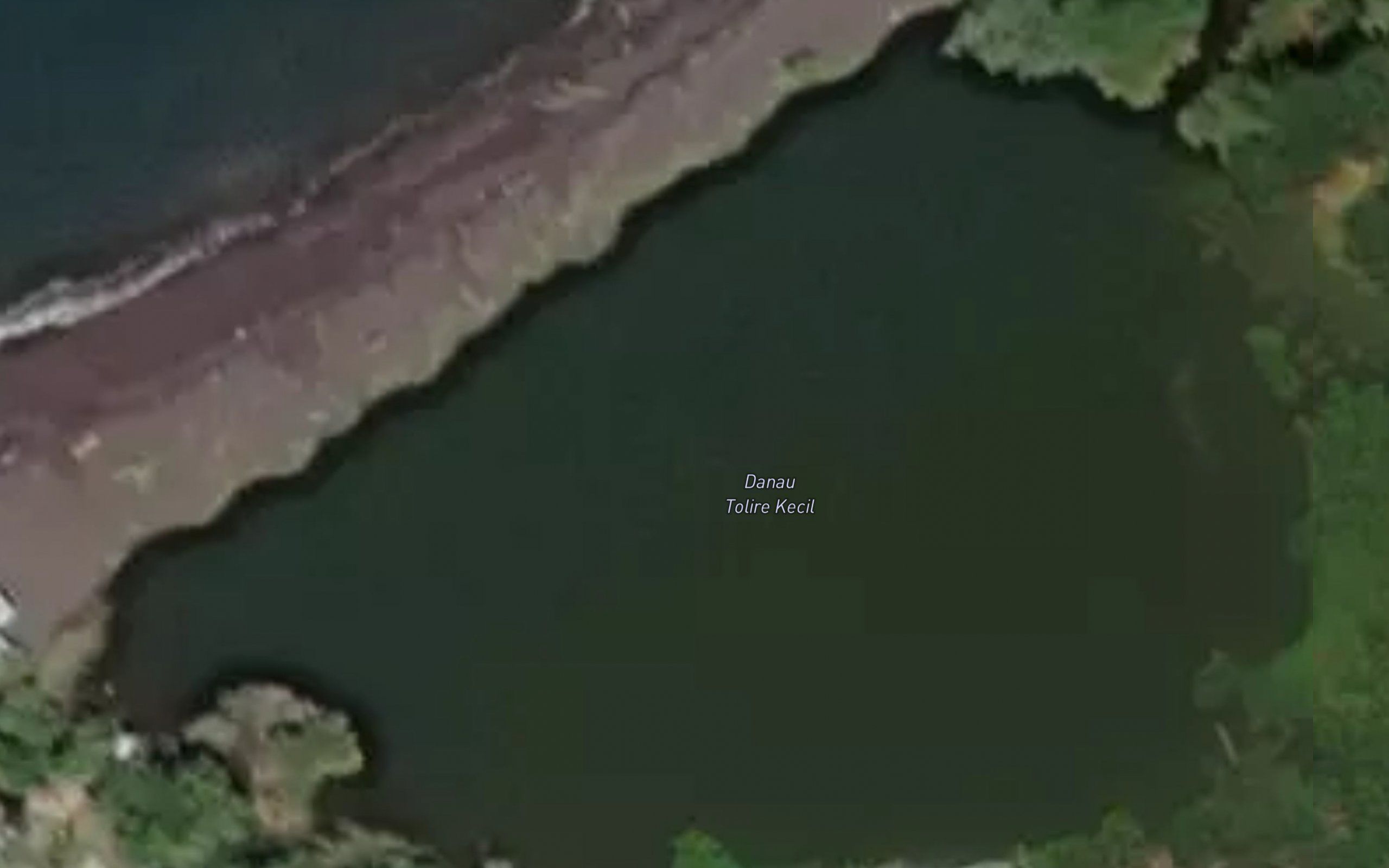 Danau Tolire Kecil