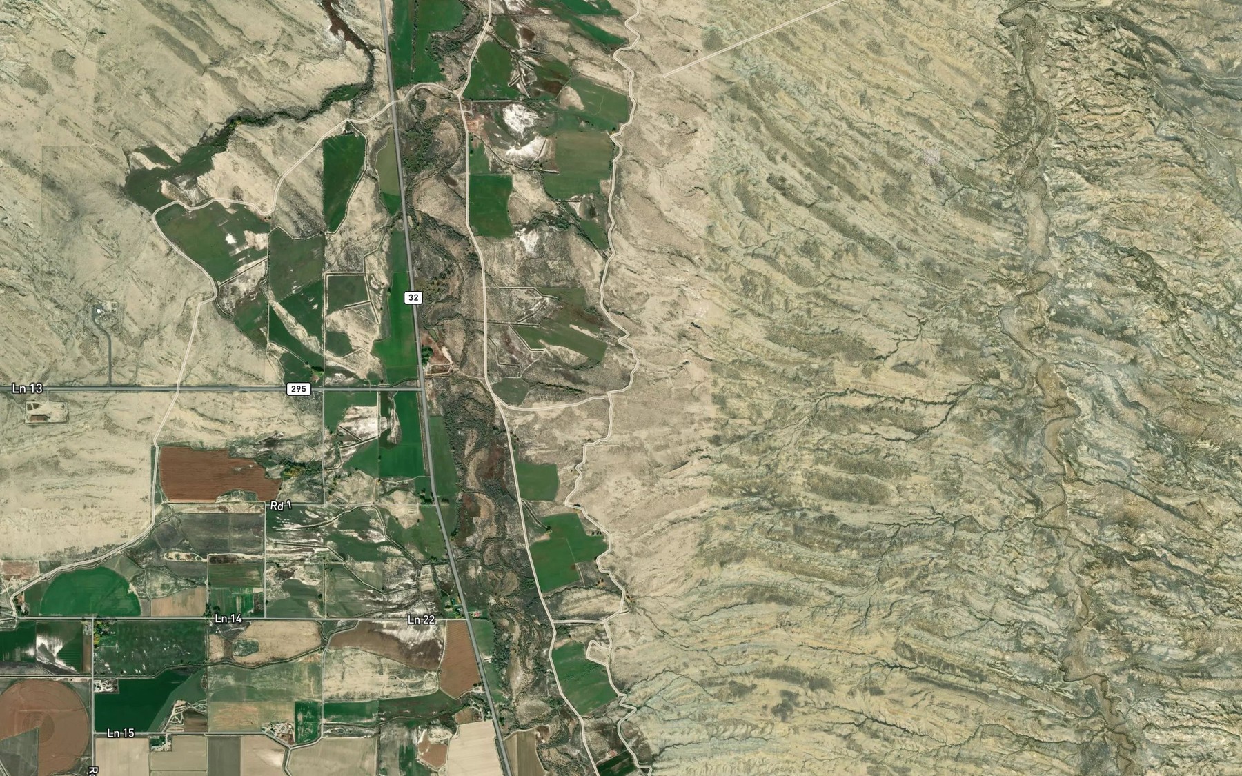 Satellite map of the Lateral W 135