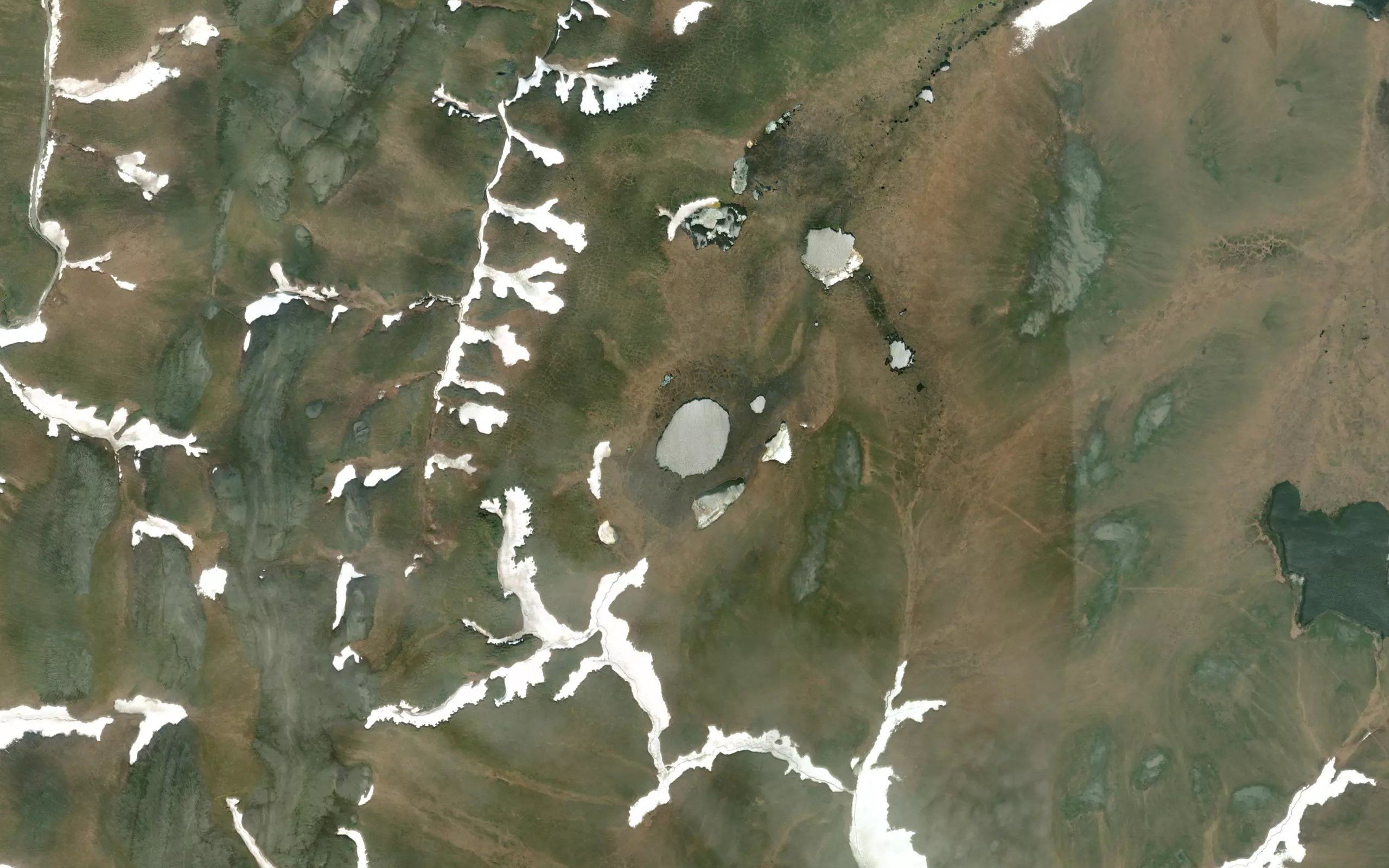 Ikaknak Pond