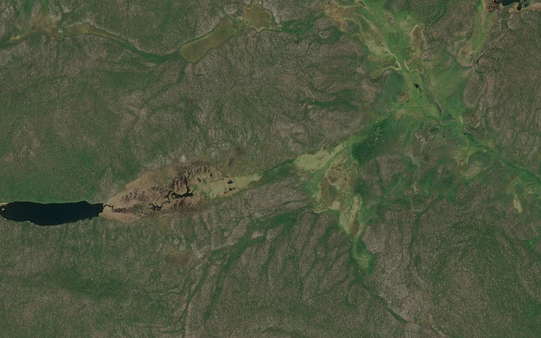 Satellite map of the Oarjjit Massuorbmi