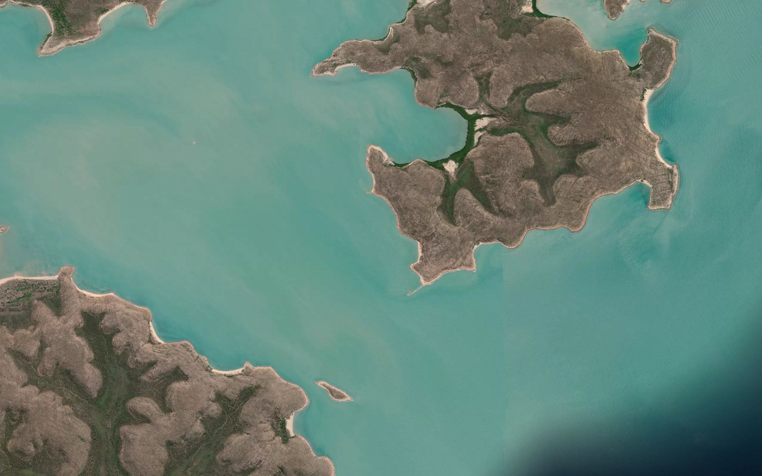 Gunyana Bay