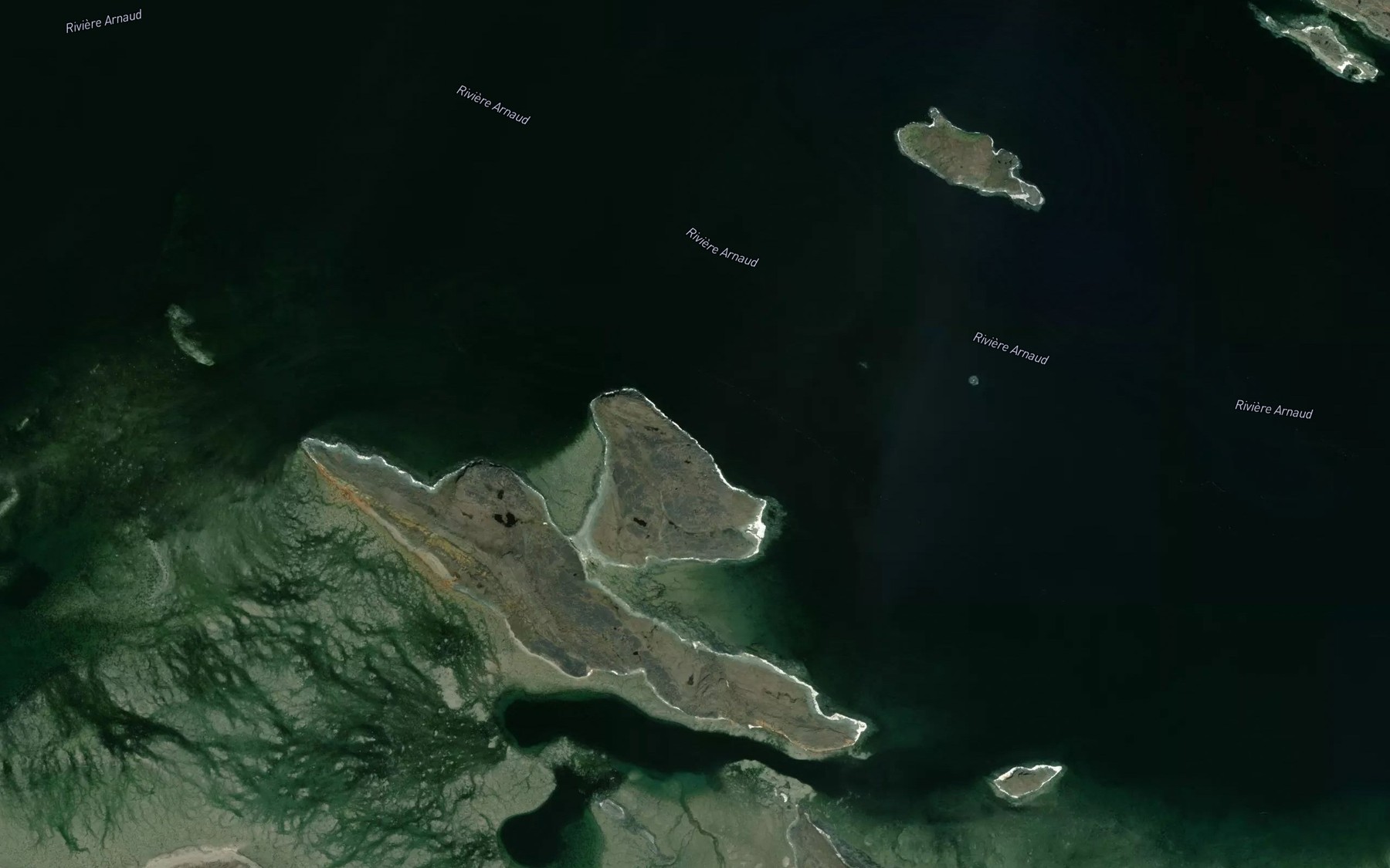 Satellite map of the Passe Inniit