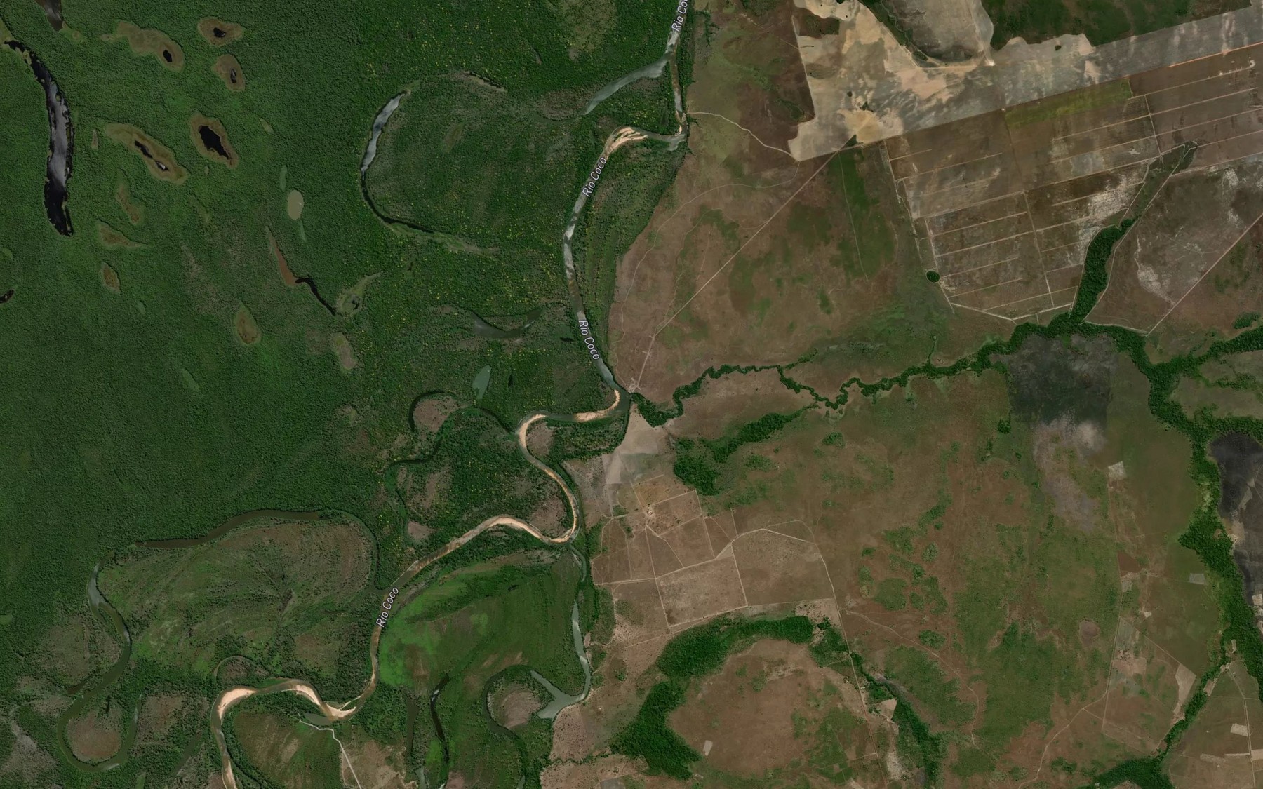 Satellite map of the Corrego Mangabeira