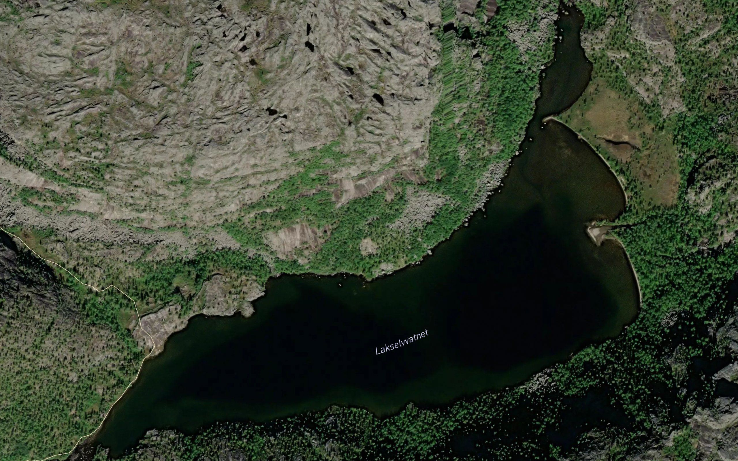 Lakselvvatnan