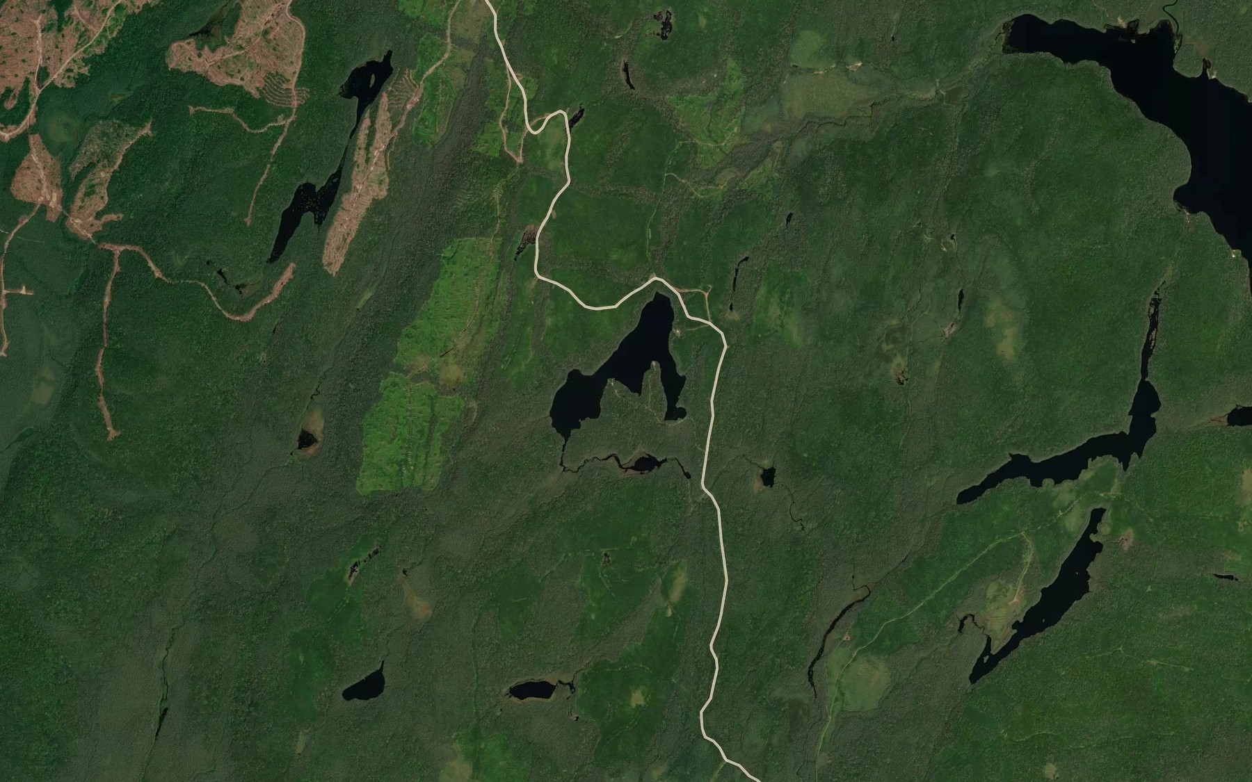 Satellite map of the Lac du Pas Blase