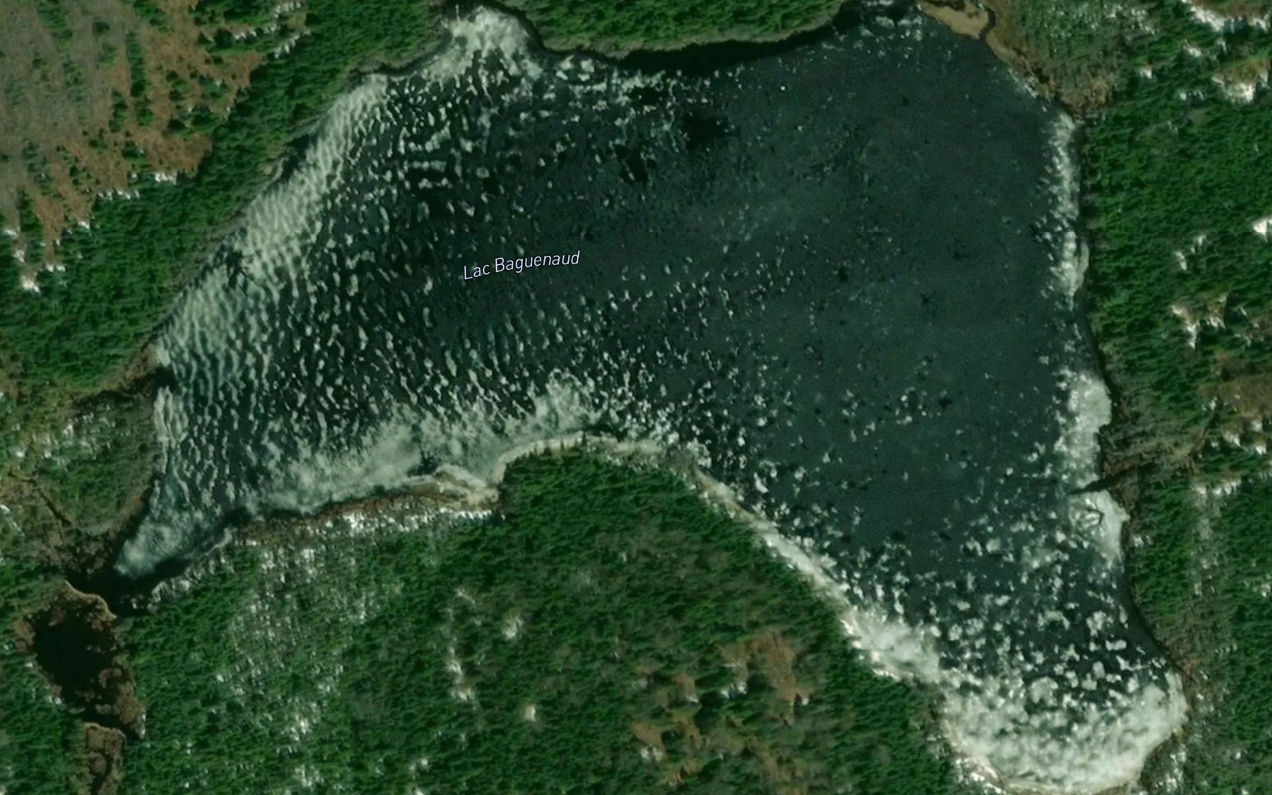 Satellite map of the Lac Baguenaud
