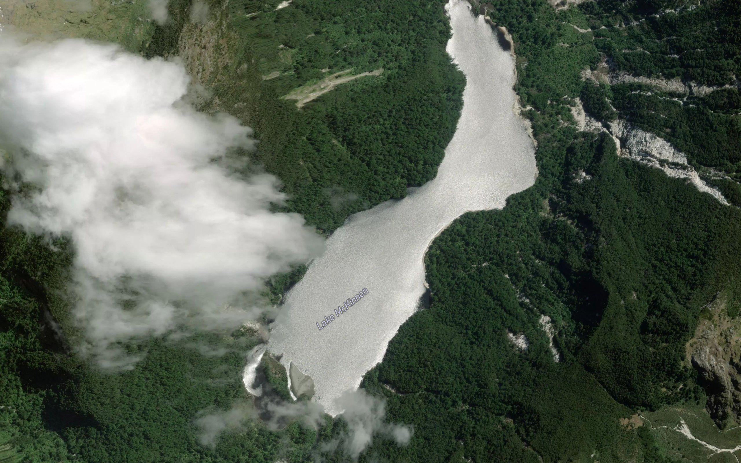 Lake Mackinnon